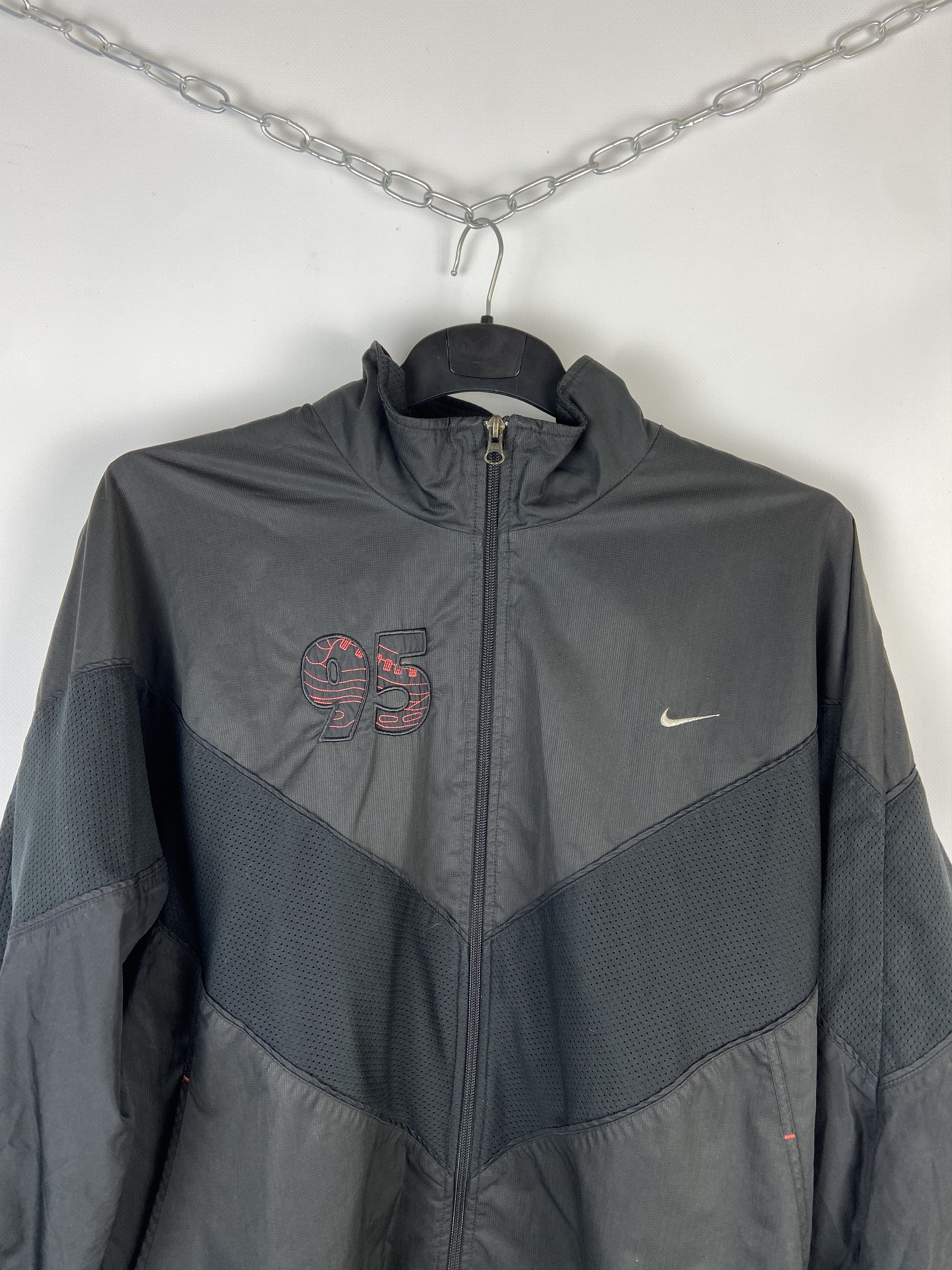 Nike Vintage Nike USA Jacket 95 Air Max Size US XL / EU 56 / 4 - 3 Thumbnail