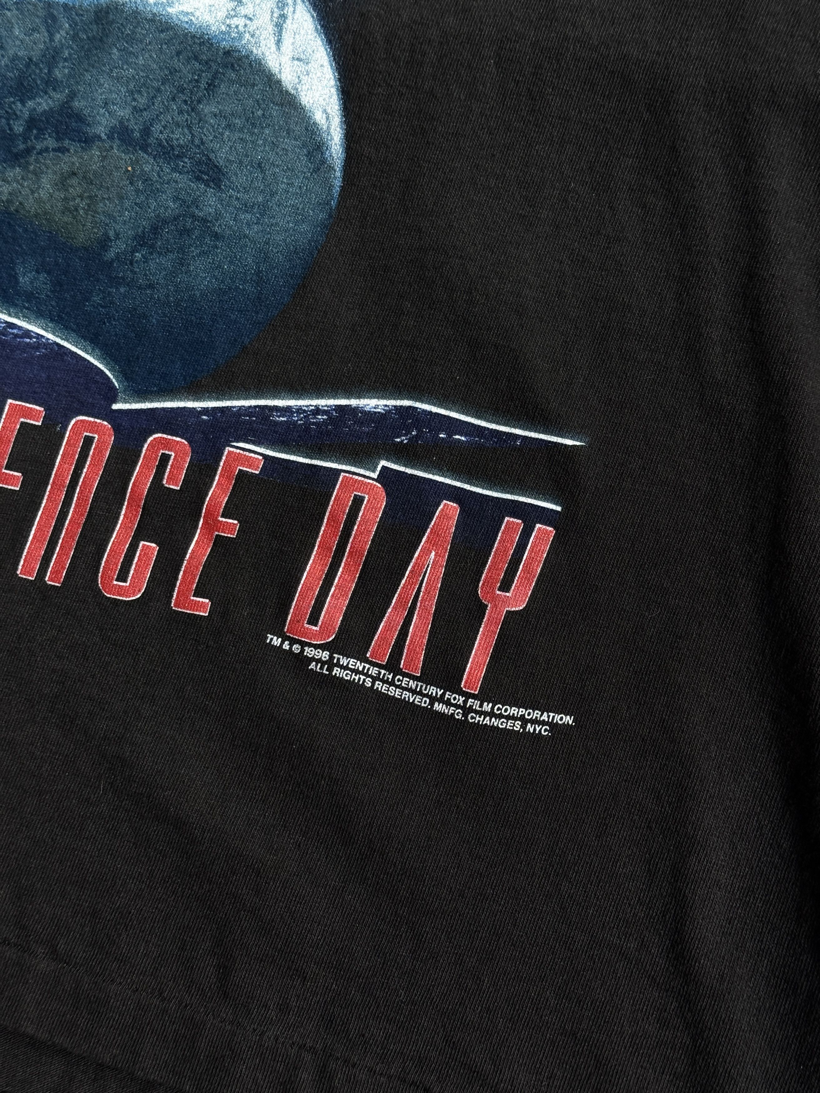 Changes Vintage 1996 Independence Day Movie Promo Tee Black - XL Size US XL / EU 56 / 4 - 4 Thumbnail