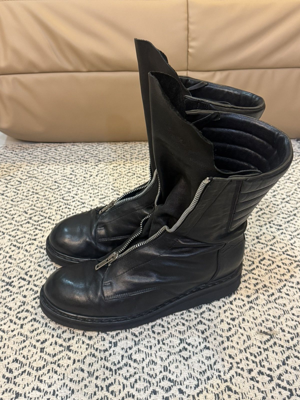 Rick Owens SUPER RARE! 1-1 blood red wolfish leather heel sliver