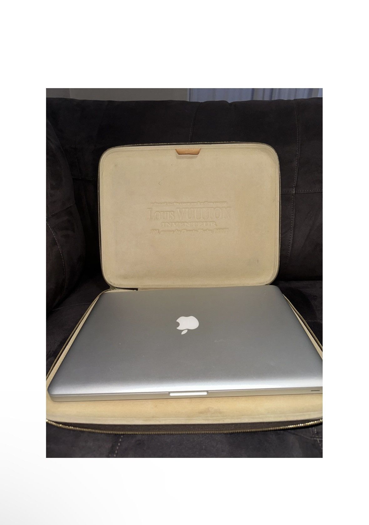Louis Vuitton Vintage Louis Vuitton Monogram Laptop Zippered Sleeve/Case Size ONE SIZE - 8 Thumbnail
