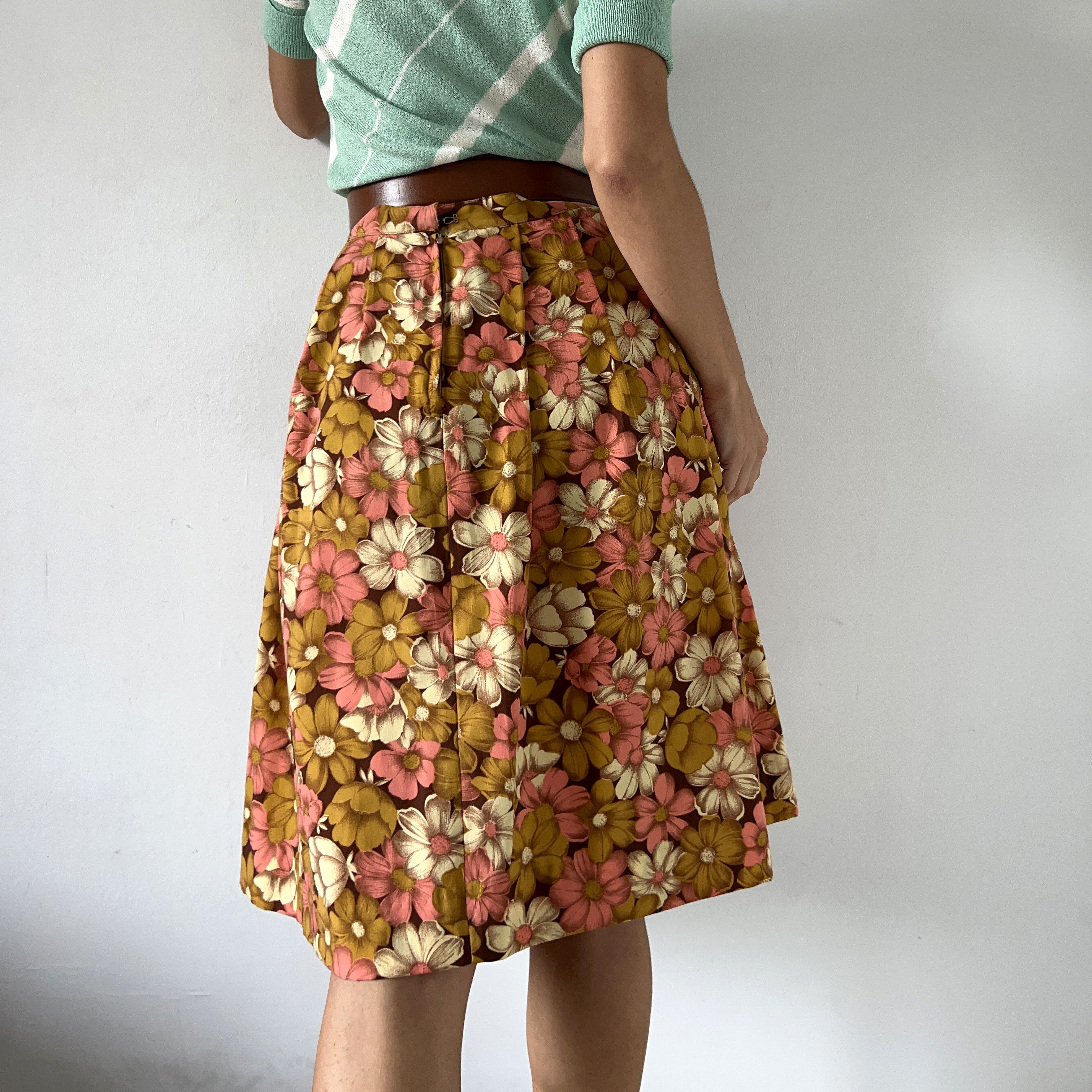 Handmade × Vintage Vintage 70s flower power skater skirt Size 30" / US 8 / IT 44 - 2 Thumbnail