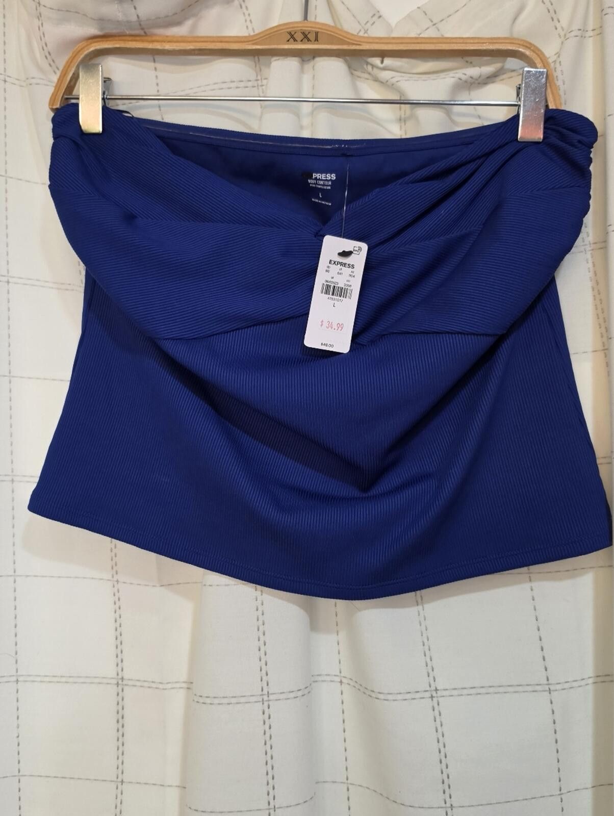 Express Express Body Contour Seamless Ribbed Twist Top-L Size L / US 10 / IT 46 - 4 Thumbnail