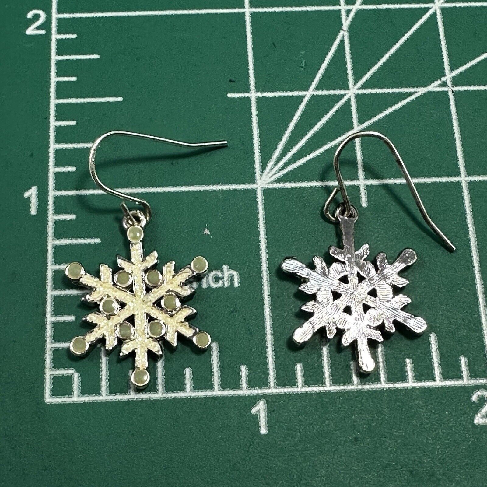 Unknown London Impressions Snowflake Sparkling Earrings Hoop Dangling Size ONE SIZE - 4 Thumbnail
