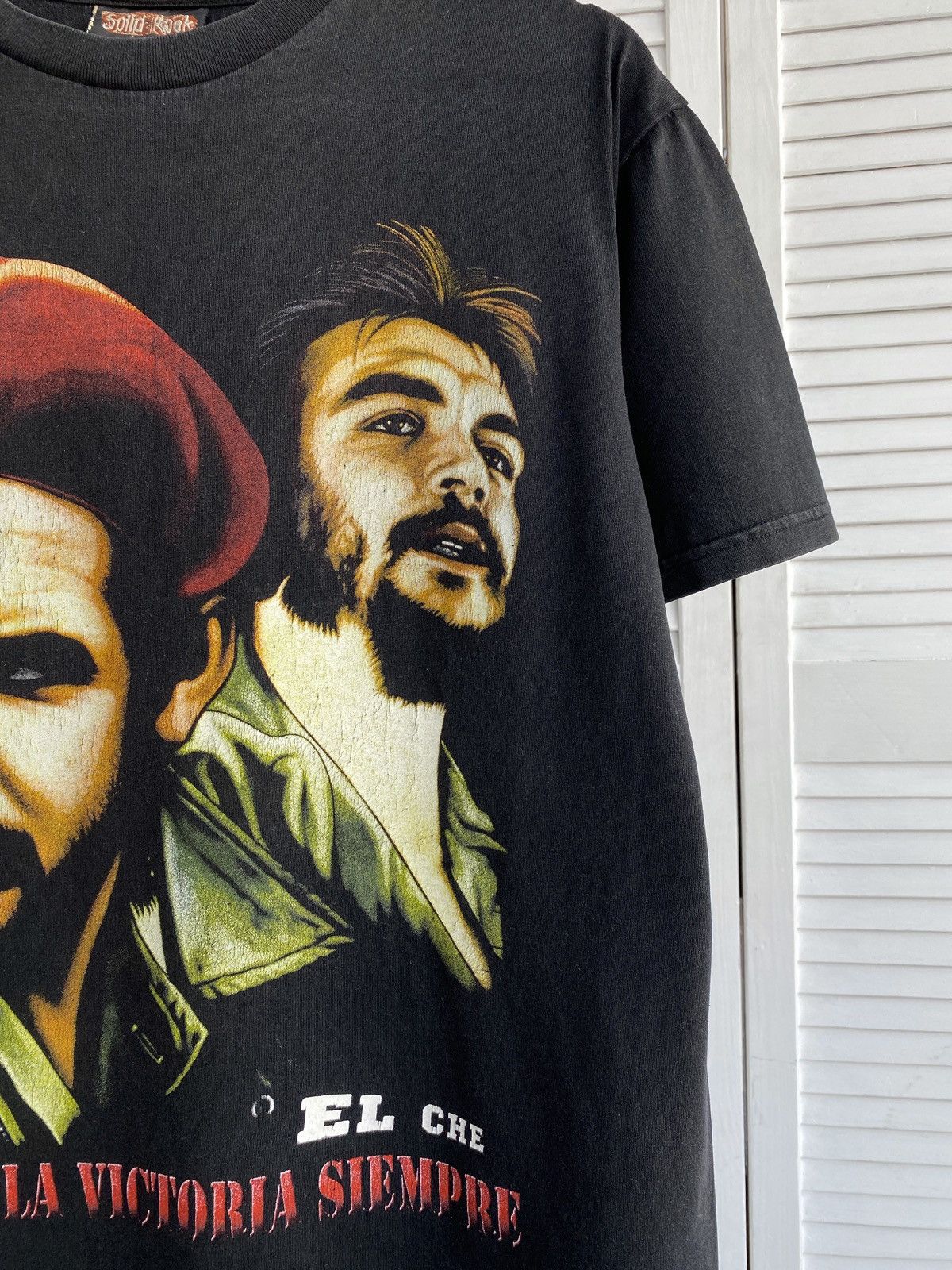 Band Tees × Vintage Vintage 90's Che Guevara USA Solid Rock Tee Shirt Y2K Size US L / EU 52-54 / 3 - 4 Thumbnail