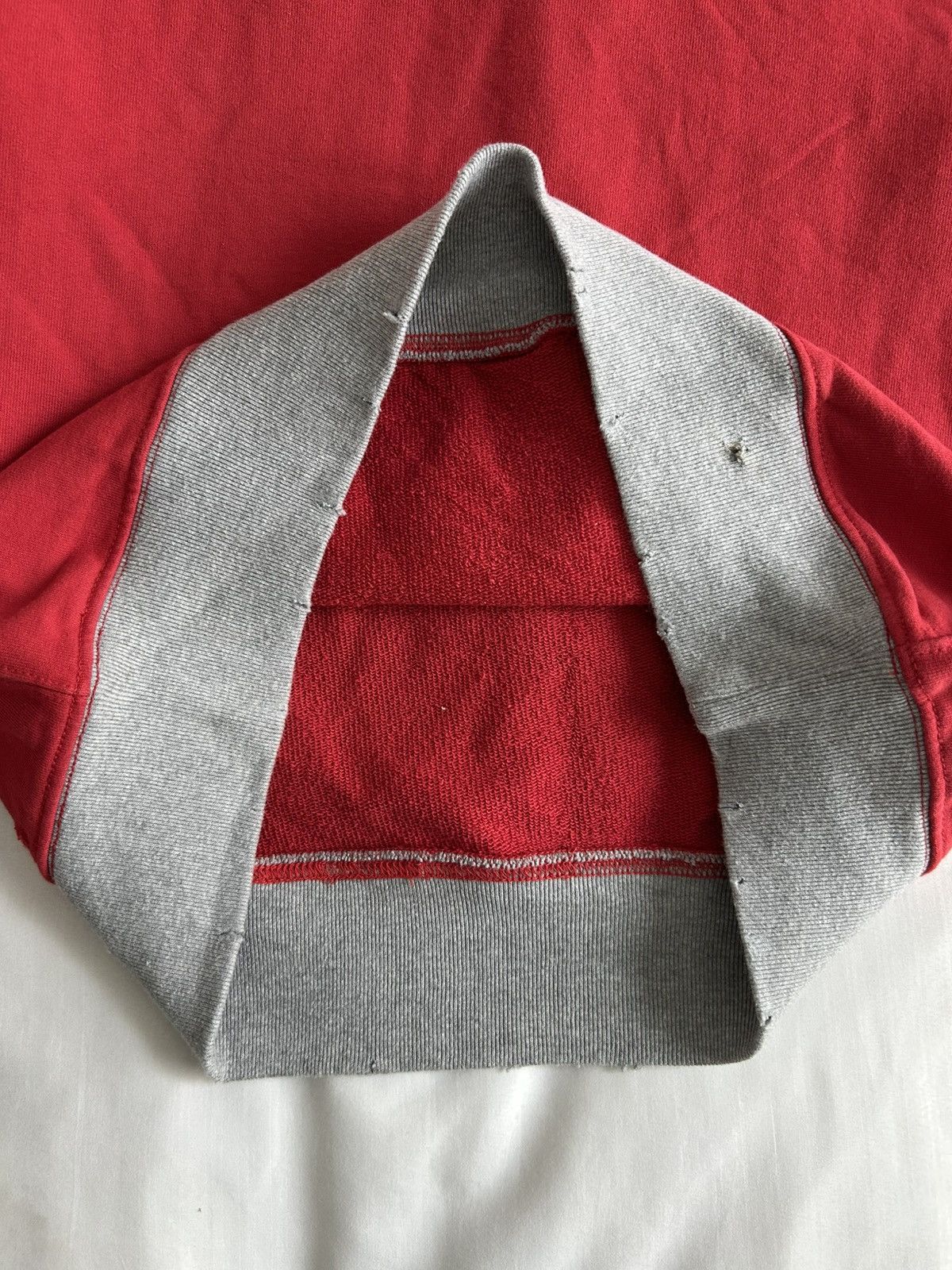 Samuel Zelig Samuel Zelig Two Tone Blank Crewneck Sample Double V French Size US L / EU 52-54 / 3 - 3 Thumbnail