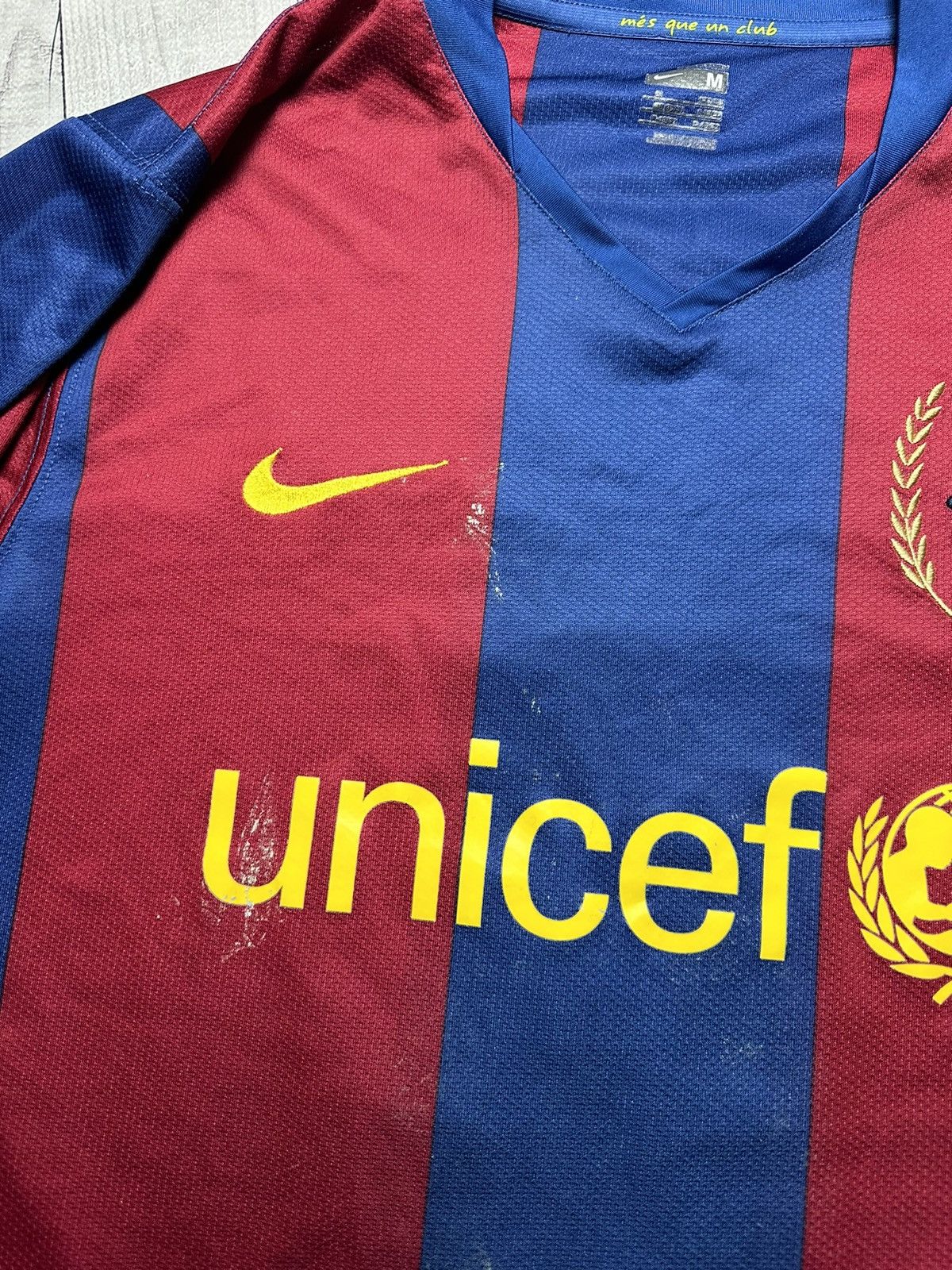 Vintage Vintage Barcelona soccer jersey 6 Havi rare size M Size US M / EU 48-50 / 2 - 10 Thumbnail