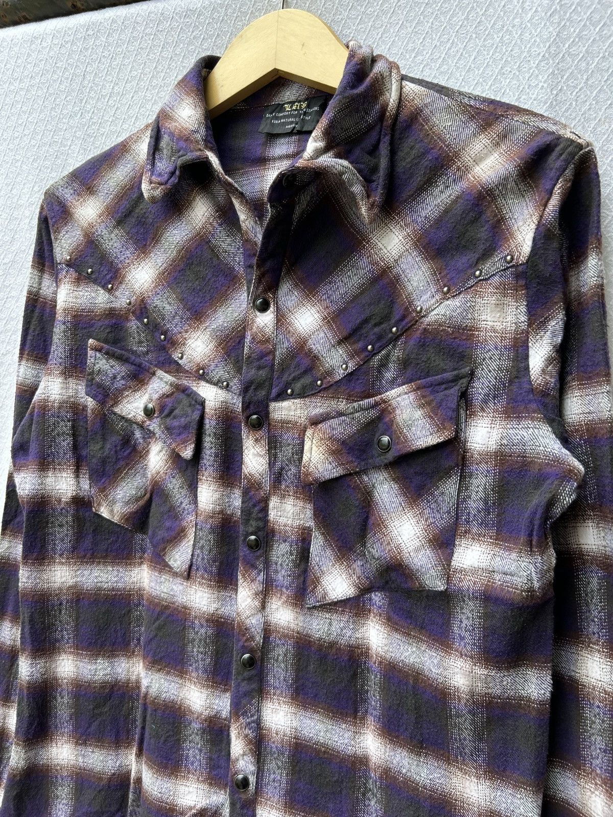 20471120 × Japanese Brand Pink rose japanese style poem studed button shirt Size US M / EU 48-50 / 2 - 5 Thumbnail