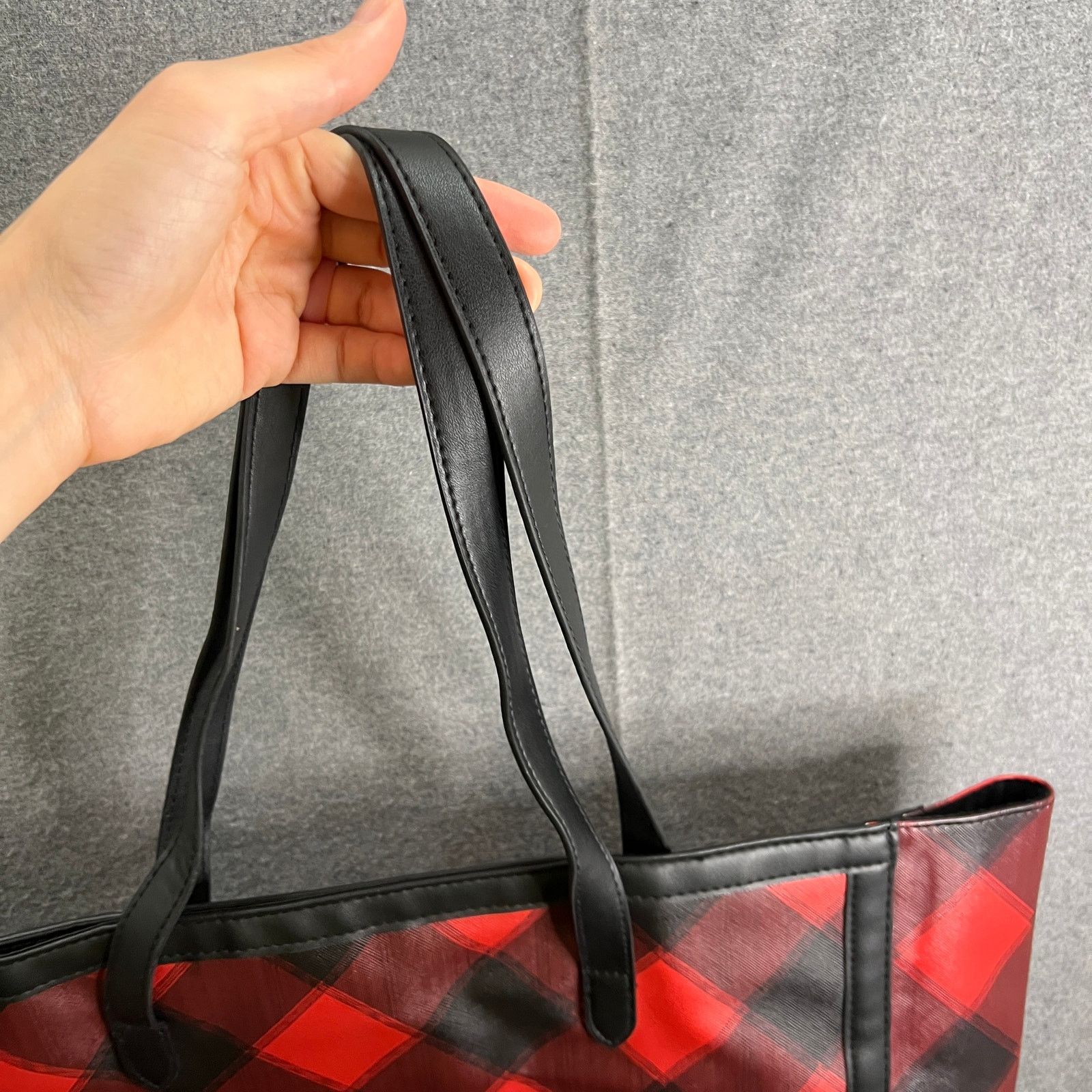 Victoria's Secret Victoria's Secret Women Red Plaid Handbags Size ONE SIZE - 10 Thumbnail