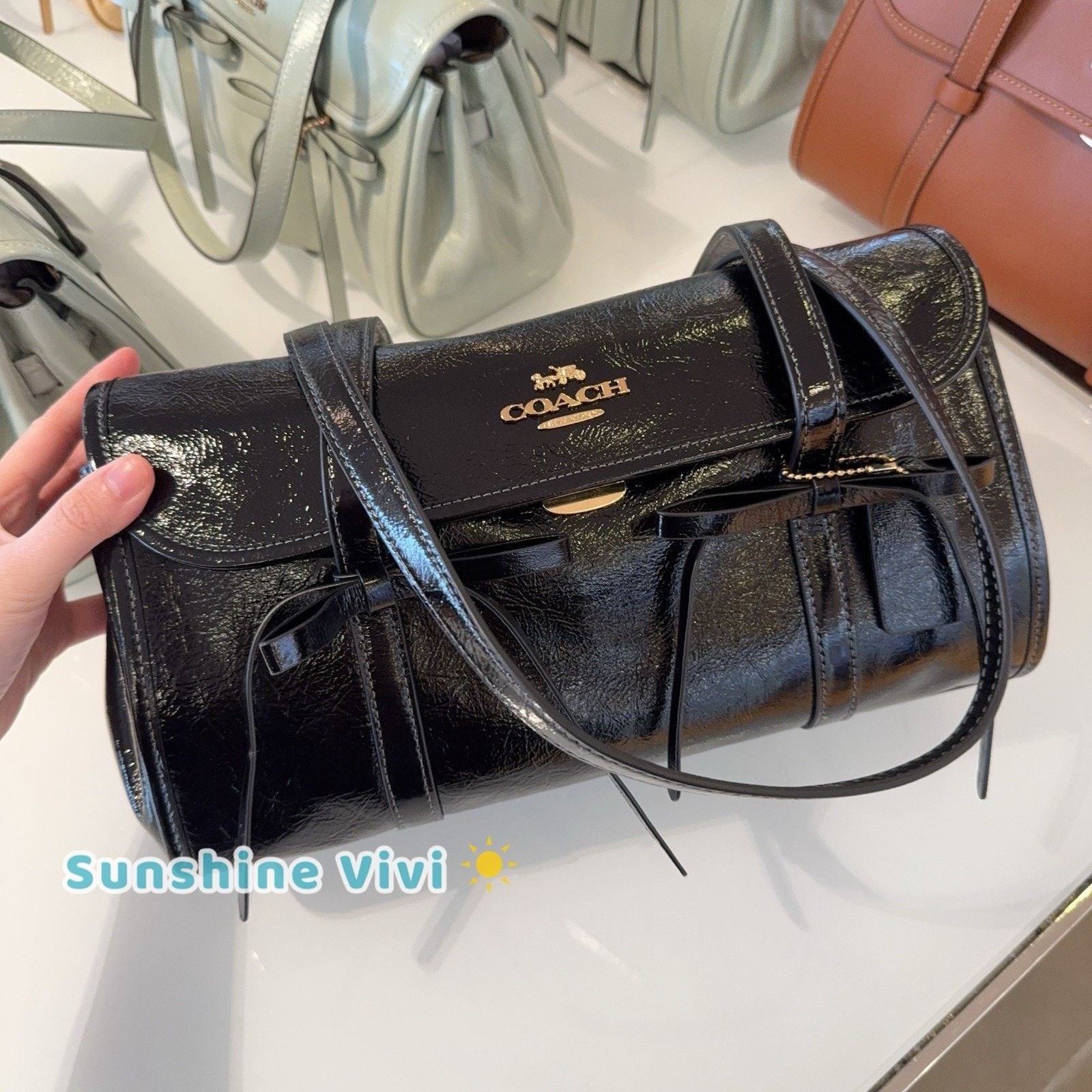 Coach NWT Coach Bridget Flap Shoulder Bag Bows CDY94 Gold/Black Size ONE SIZE - 1 Thumbnail