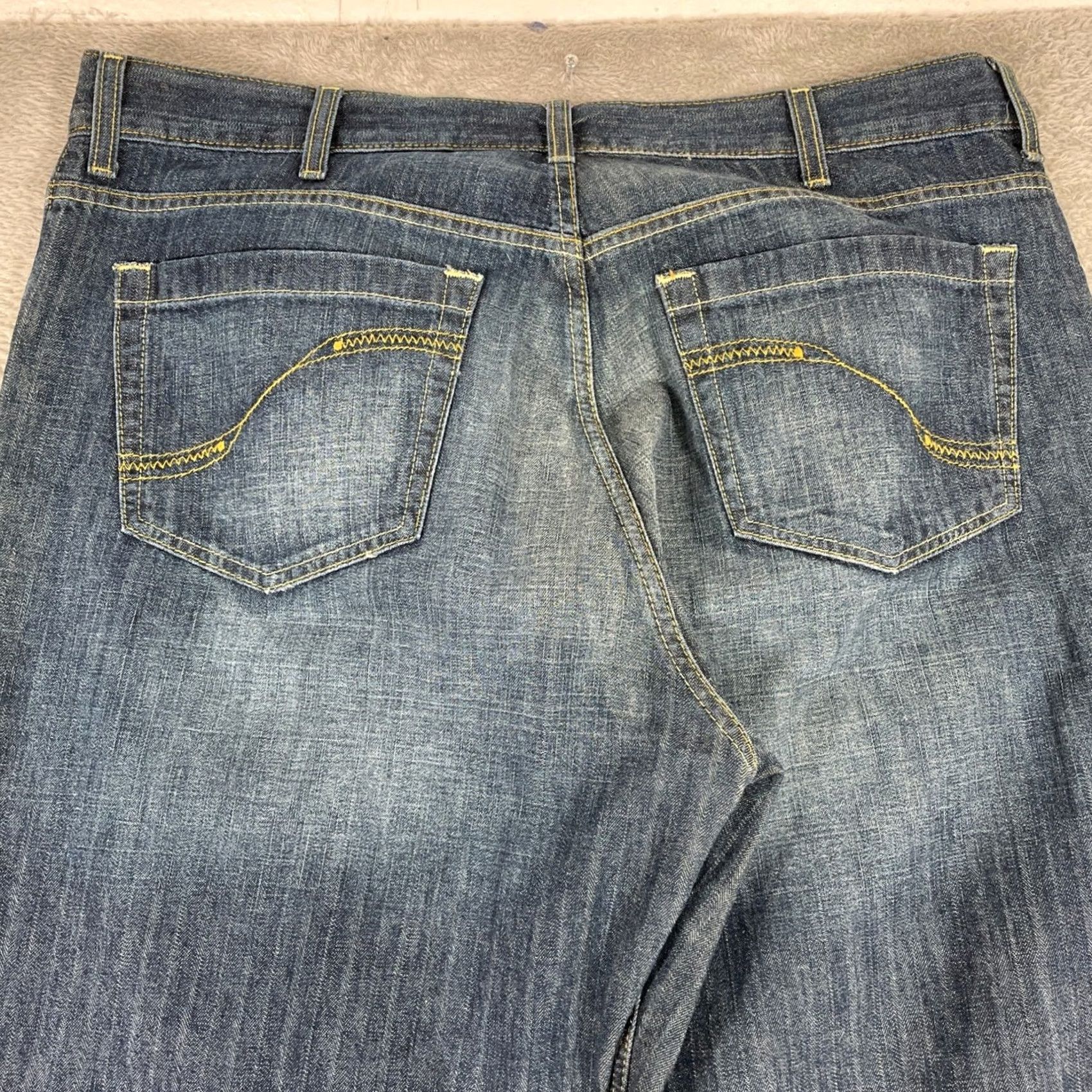 DKNY VINTAGE DKNY Jeans Denim Pants 38x33 Blue Relaxed Straight Leg Baggy Y2K Skater Mens Jeans 38 Blue Straight Baggy Size US 38 / EU 54 - 7 Thumbnail