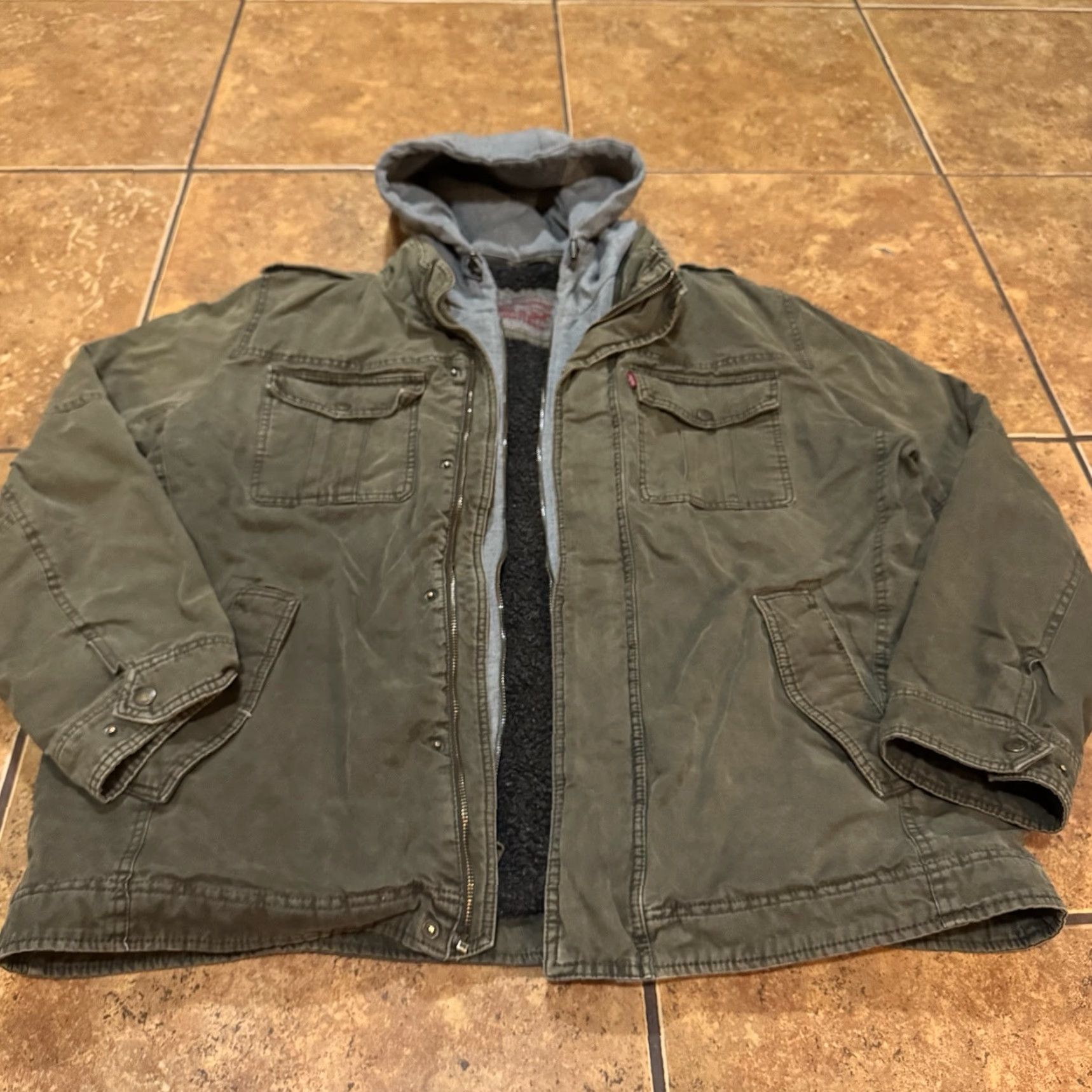 Levi's VINTAGE Levi's Luigi Mangione Jacket 2XL Regular Cotton Bomber Green Men Size US XXL / EU 58 / 5 - 4 Thumbnail