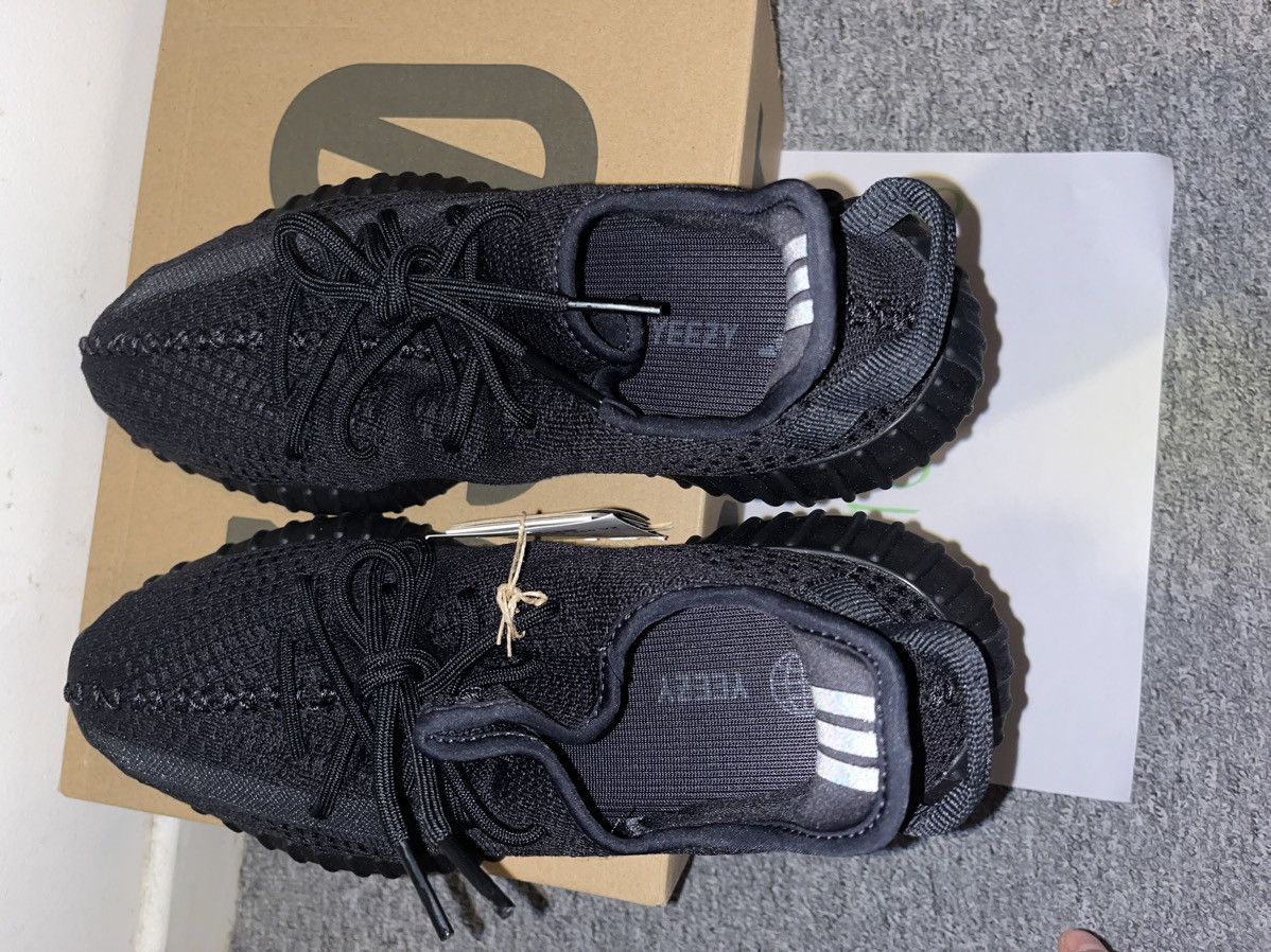 Adidas × Yeezy Yeezy Boost 350 V2 Onyx Size US 5 / IT 35 - 5 Thumbnail