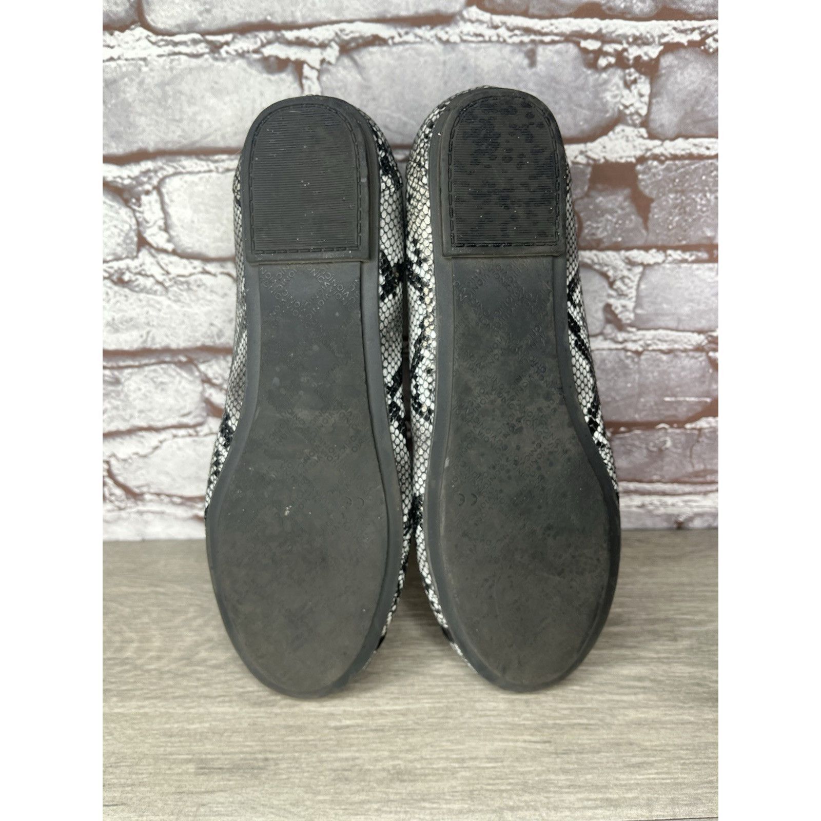 Etonic Vionic Carroll Snake Black White Ballet Slip On Flats Women Size US 11 / IT 41 - 22 Thumbnail