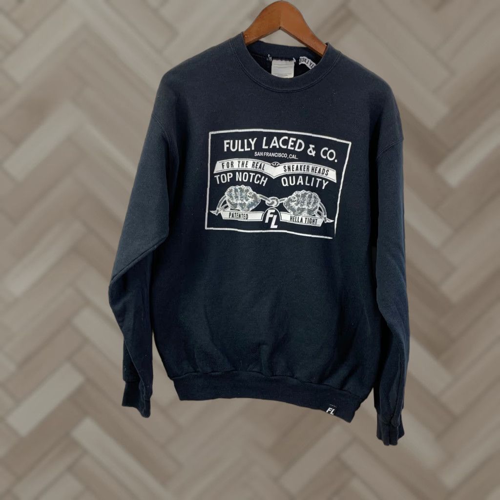 Vintage VINTAGE Fully Laced & Co. Sweater Black Size M Sneaker Heads Pullover Men's Cotton Blend Logo 1995 Size US M / EU 48-50 / 2 - 1 Thumbnail