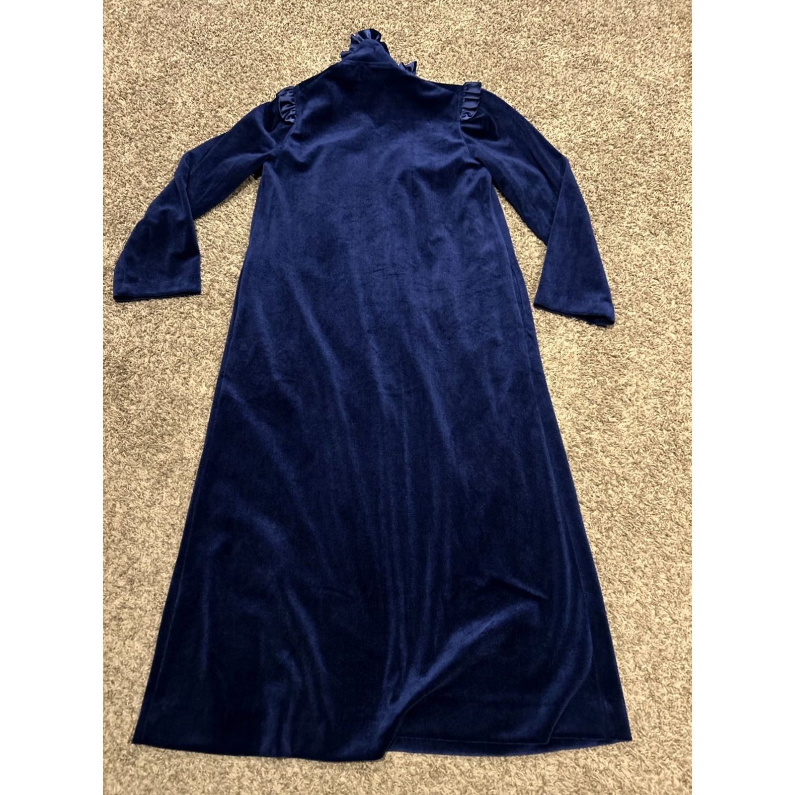 Vintage VINTAGE Michele of Miami Dress Velvet 80s Navy Blue Long Sleeve S Women 80s Men’s/ Women? Size S / US 4 / IT 40 - 4 Thumbnail