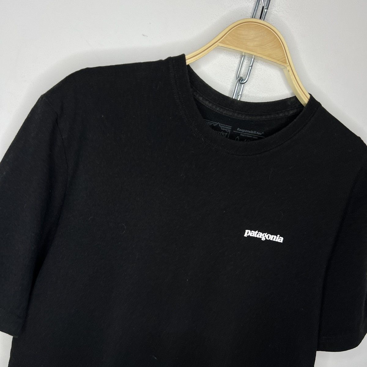 Designer × Patagonia Patagonia Big Logo Shot Sleeve T-shirt Mens Size M Black Top Size US M / EU 48-50 / 2 - 4 Thumbnail