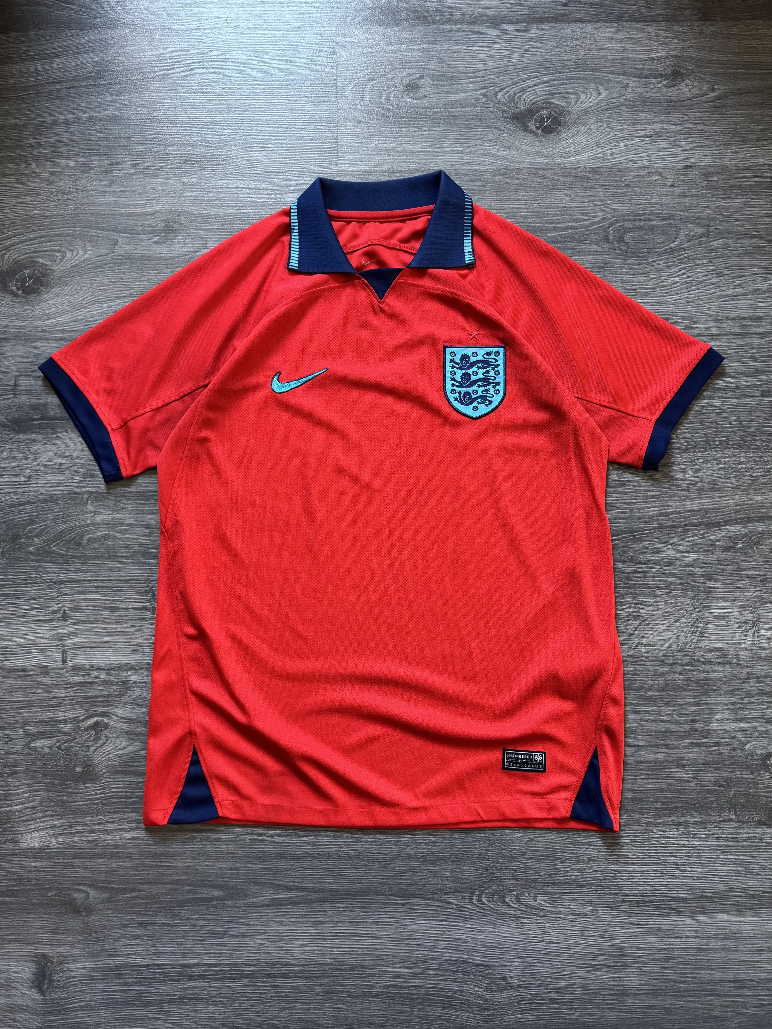 Nike Nike England Men’s soccer jersey drill Size US L / EU 52-54 / 3 - 1 Thumbnail