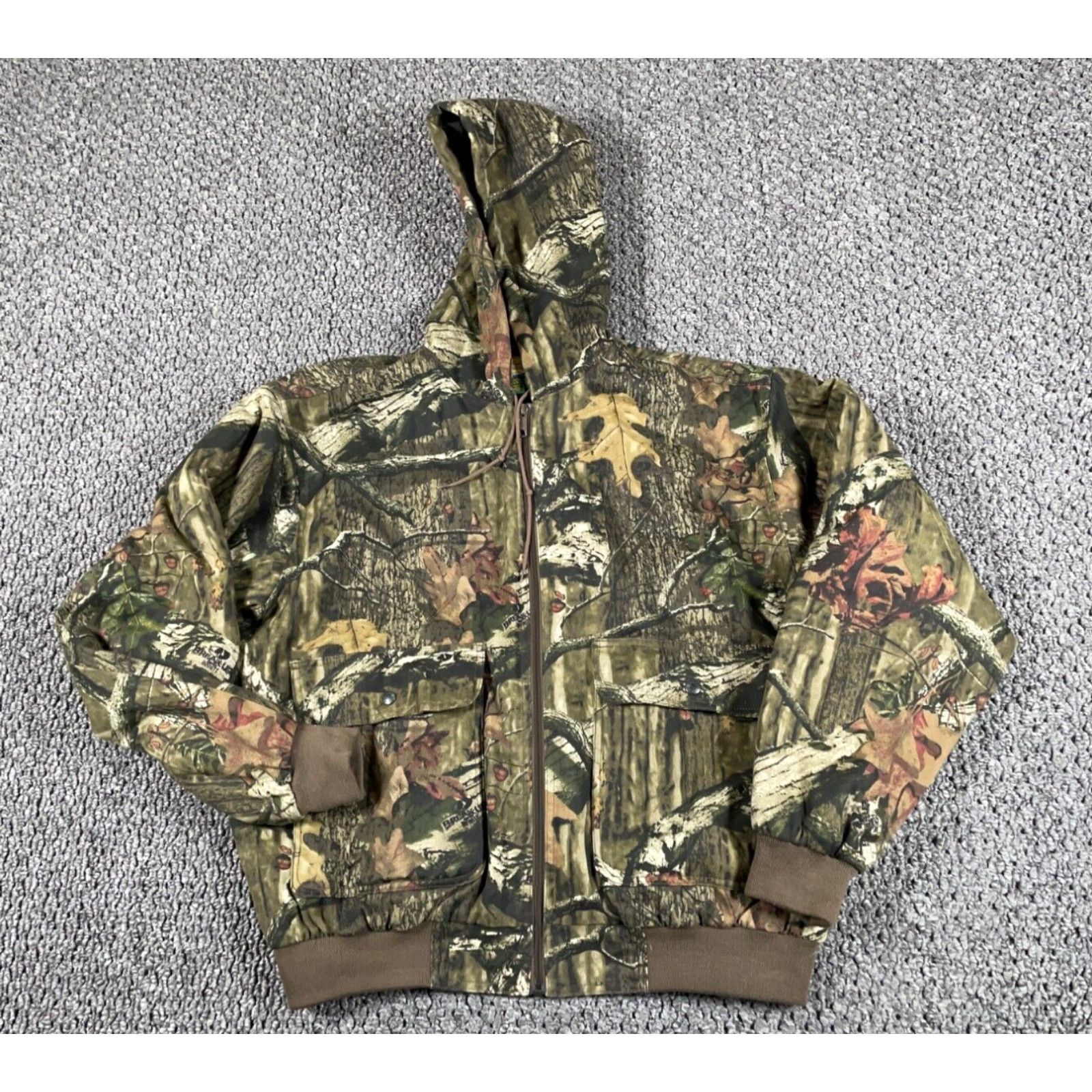 image of Vintage Cabela's Camouflage Hooded Jacket Adult XL Break Up Infinity Camo Quilted in White, Men's