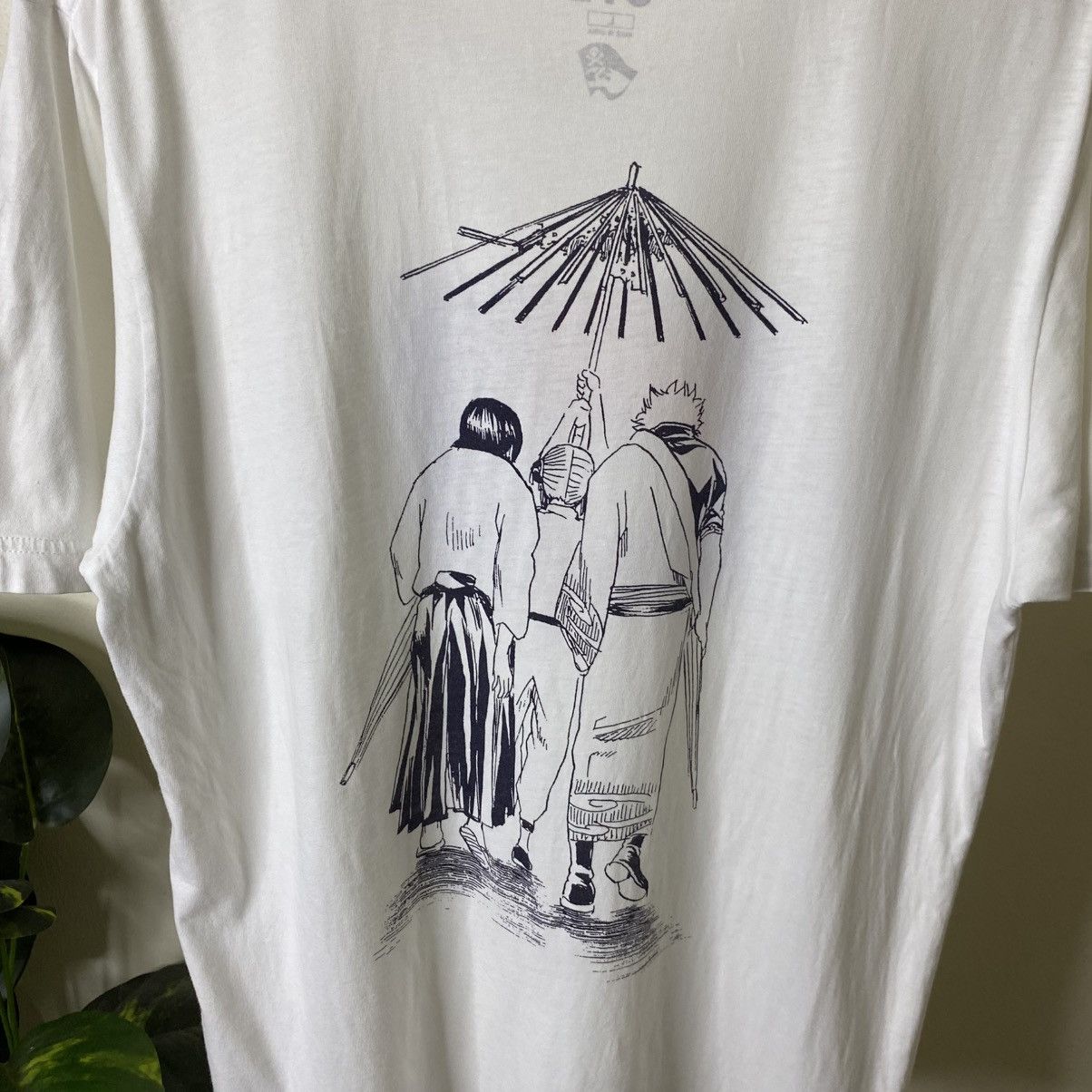 Uniqlo Uniqlo UT Gintama Anime Japanese Manga Series T Shirt Size US M / EU 48-50 / 2 - 2 Thumbnail