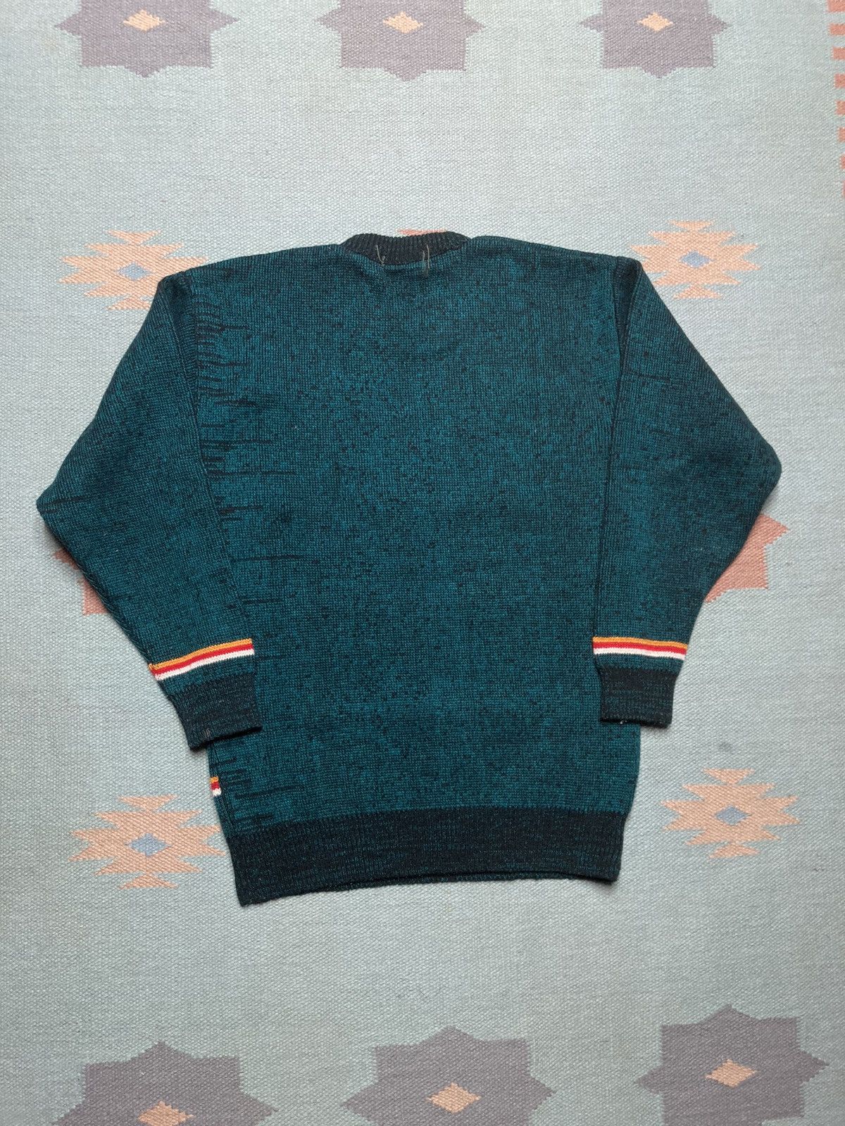 Vintage VTG knit sweater crewneck oswal striped snowflakes M Size US M / EU 48-50 / 2 - 5 Thumbnail