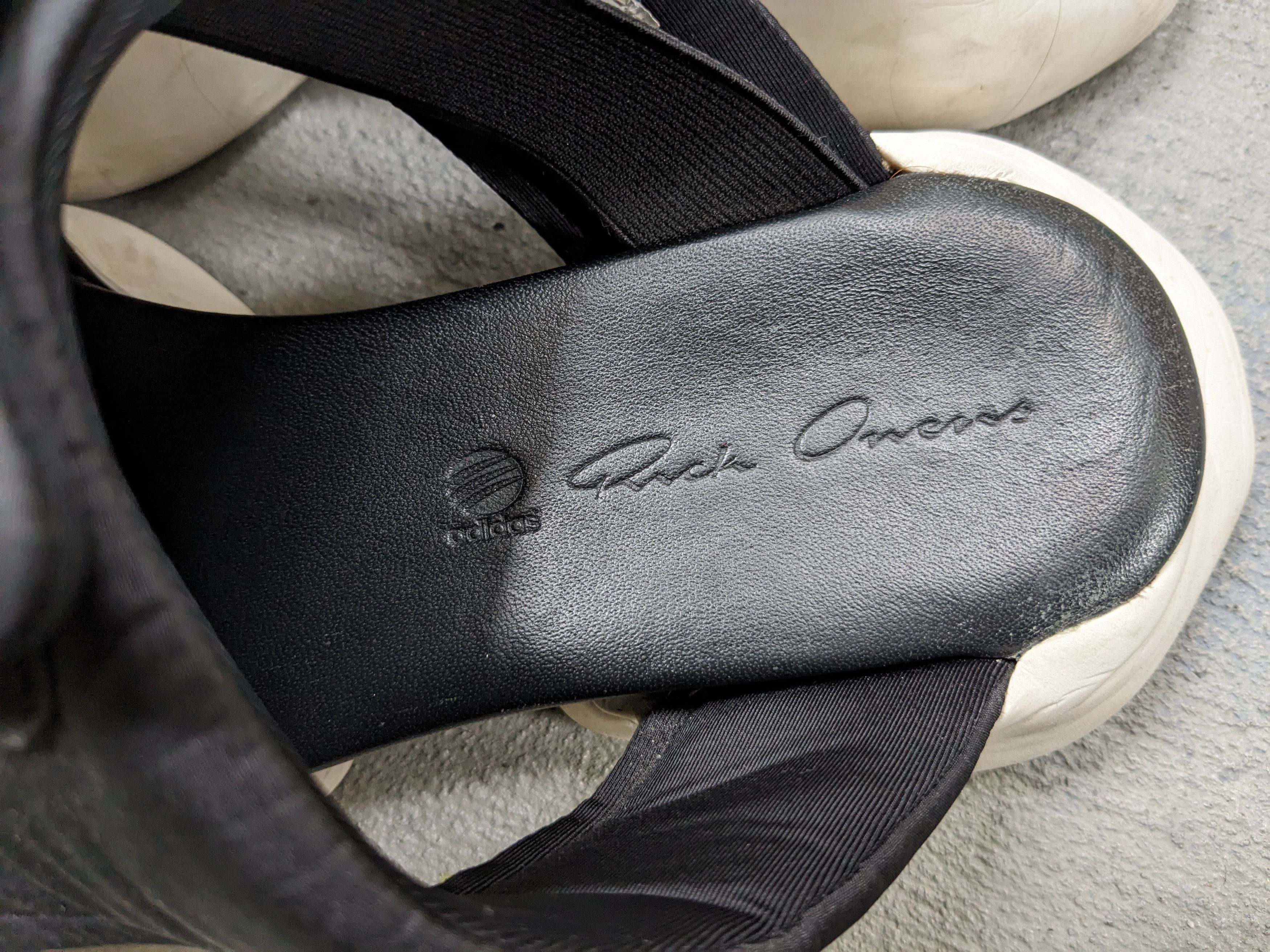 Adidas × Rick Owens Rick Owens x Adidas Clog Sandals 10 Black White AQ2822 Size US 10 / EU 43 - 6 Thumbnail