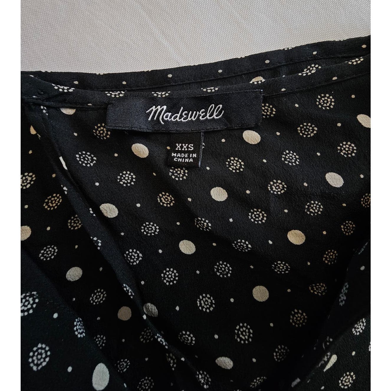 Madewell EUC Madewell Silk Black Polka Dot Petalplay Romper XXS Size 24" / US 00 / IT 34 - 11 Thumbnail