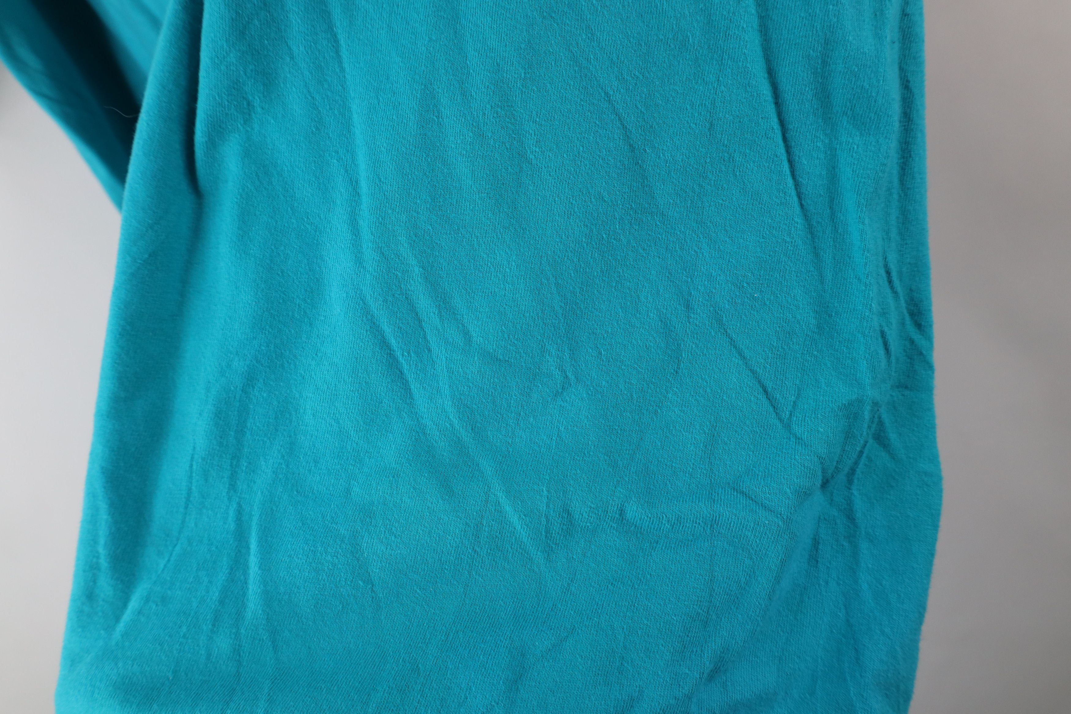 Vintage Vintage 90s Streetwear Day Ocean Whale Fish T-Shirt Teal USA Size US XL / EU 56 / 4 - 9 Thumbnail