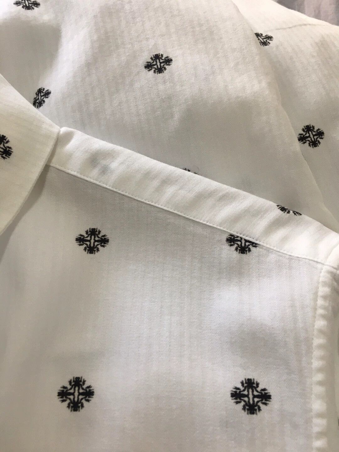 Ann Demeulemeester Ann Demeulemeester Printed Shirt XS Small Round Neck Size XS / US 0-2 / IT 36-38 - 6 Thumbnail
