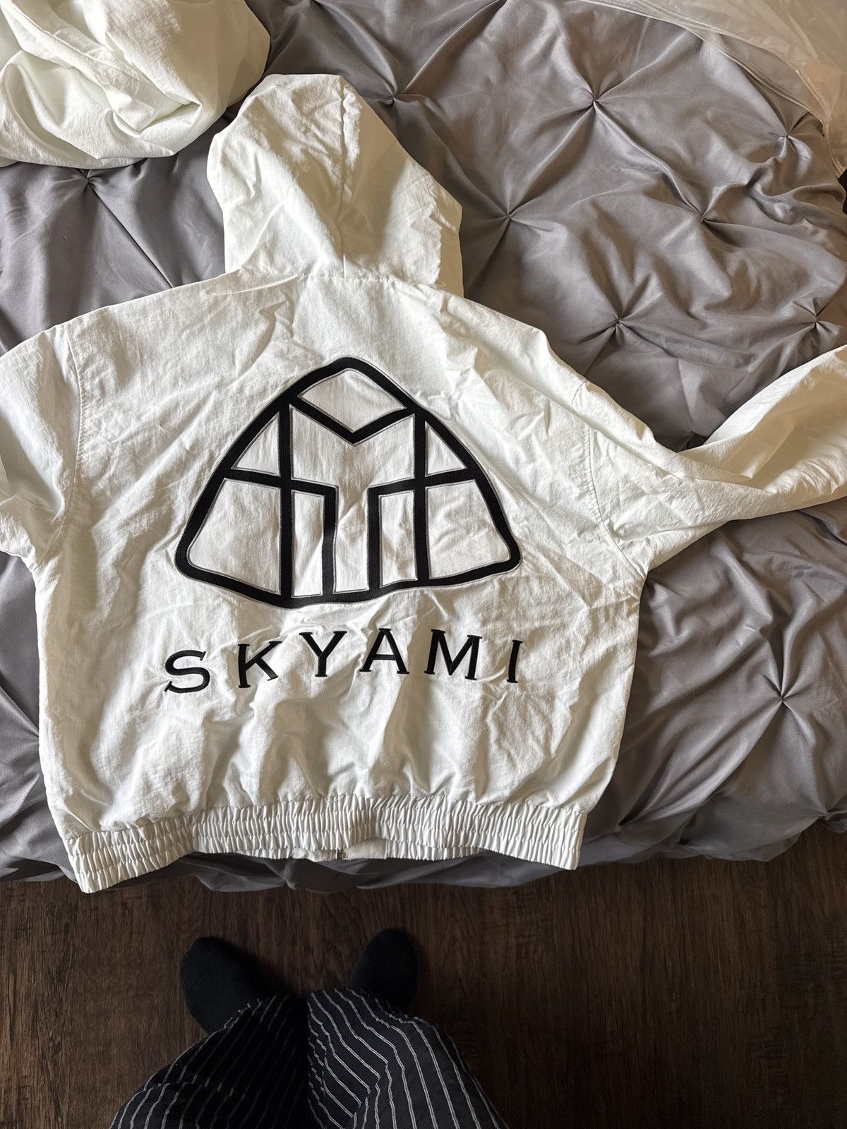 Other 77 studios skyami Size US XL / EU 56 / 4 - 2 Thumbnail