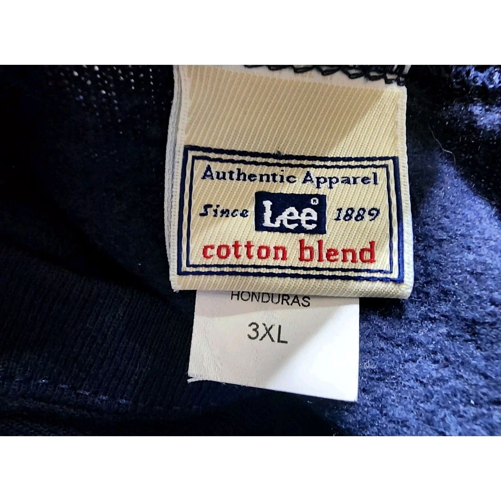 Lee VINTAGE Lee Sweatshirt Mens 3XL Blue Crewneck Pullover Graphic Print 90s Big & Tall Cotton Blend 2 Sided Crewneck Sweatshirt Size US XXL / EU 58 / 5 - 7 Thumbnail