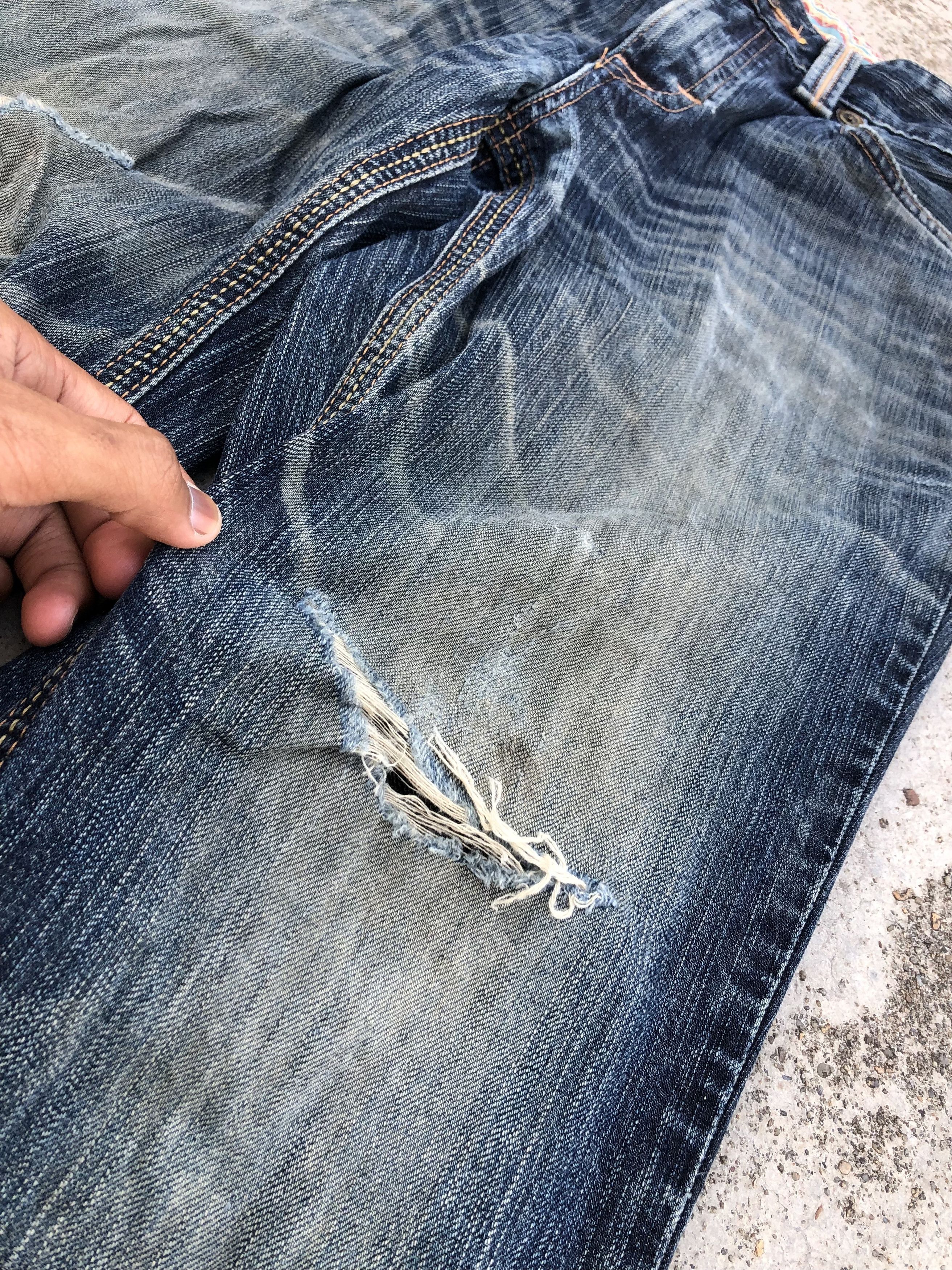 Edwin EXCLUSIVE VINTAGE DISTRESSED FLARE DENIM Size US 30 / EU 46 - 5 Thumbnail