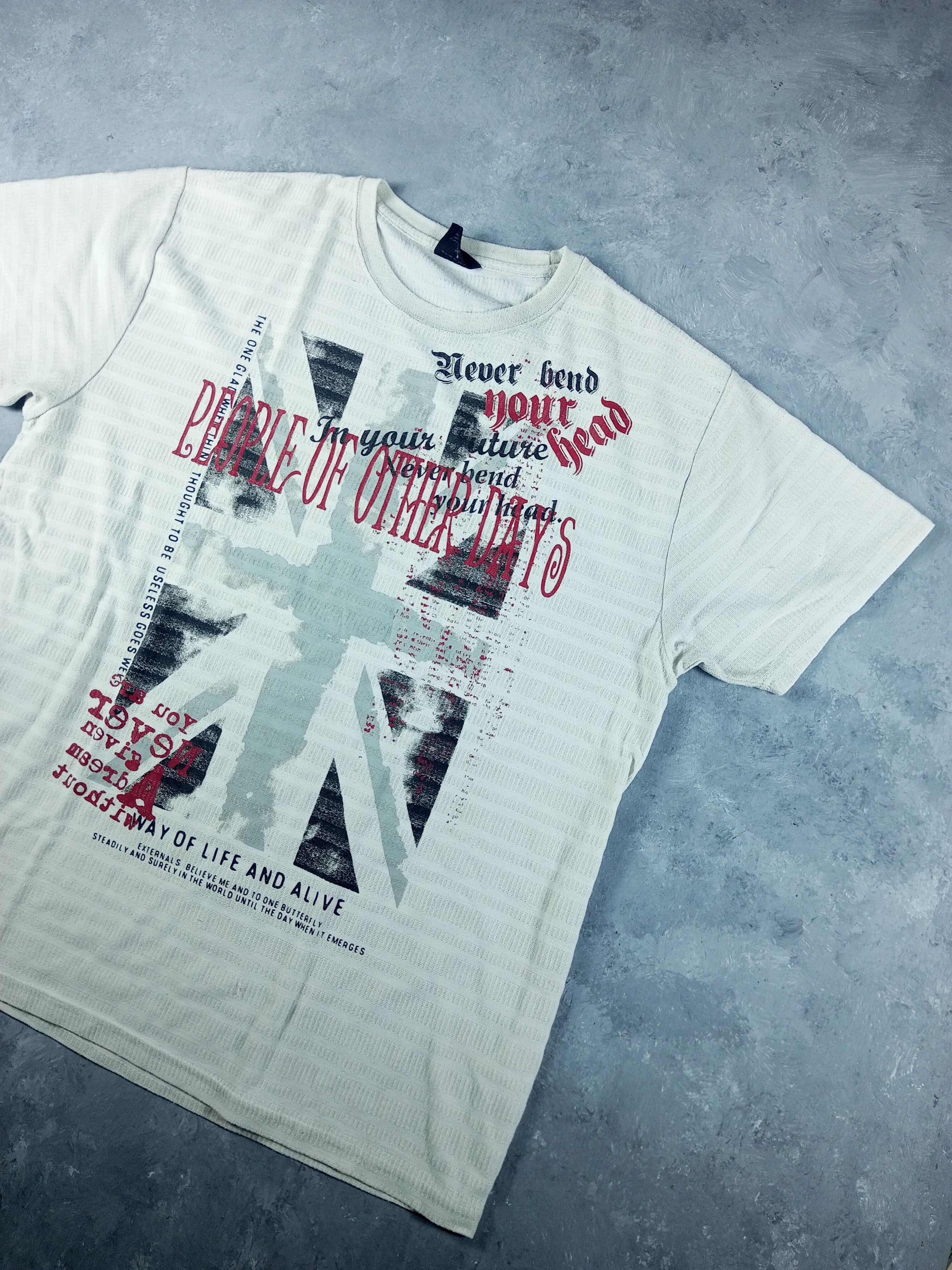 Japanese Brand 2000s Japanese archive Feather Poem Tee Vkei Size US XXL / EU 58 / 5 - 2 Thumbnail
