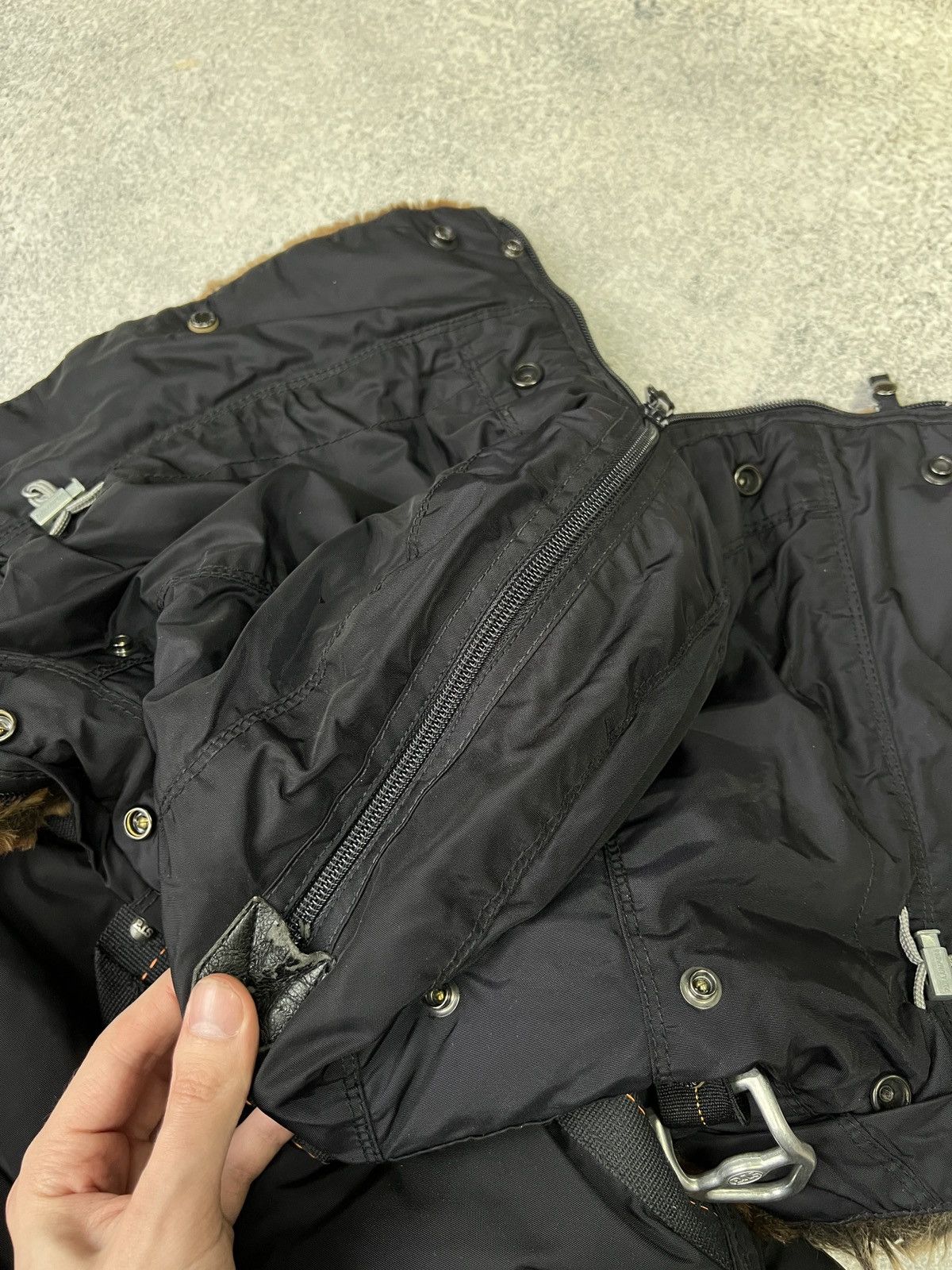 Parajumpers × Vintage Vintage Parajumpers Women's Long Bear Hooded Down Jacket Size XS / US 0-2 / IT 36-38 - 17 Thumbnail