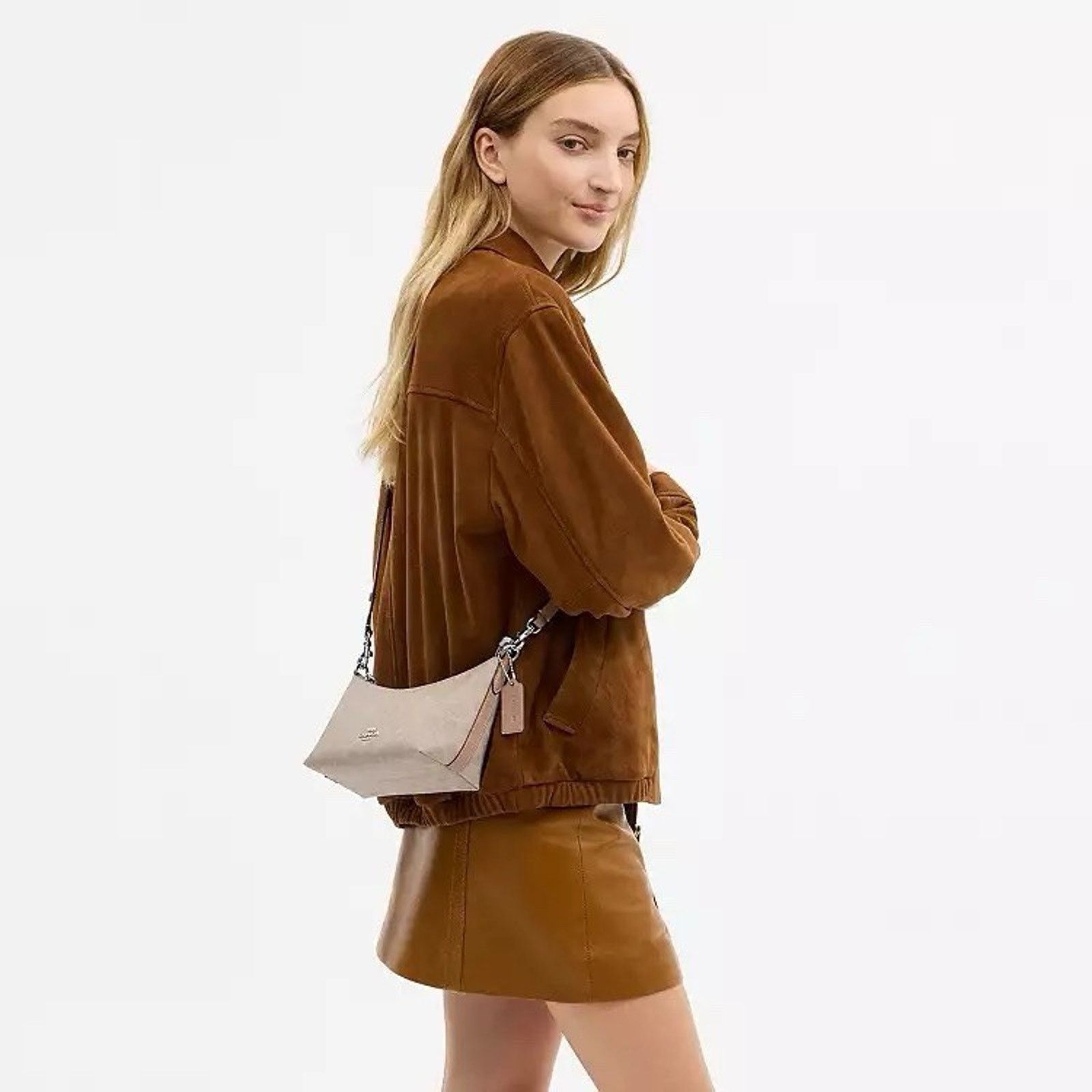 Coach NWT Coach Caitlin Shoulder Bag CEK80 Silver/Sand/Taupe Size ONE SIZE - 9 Thumbnail