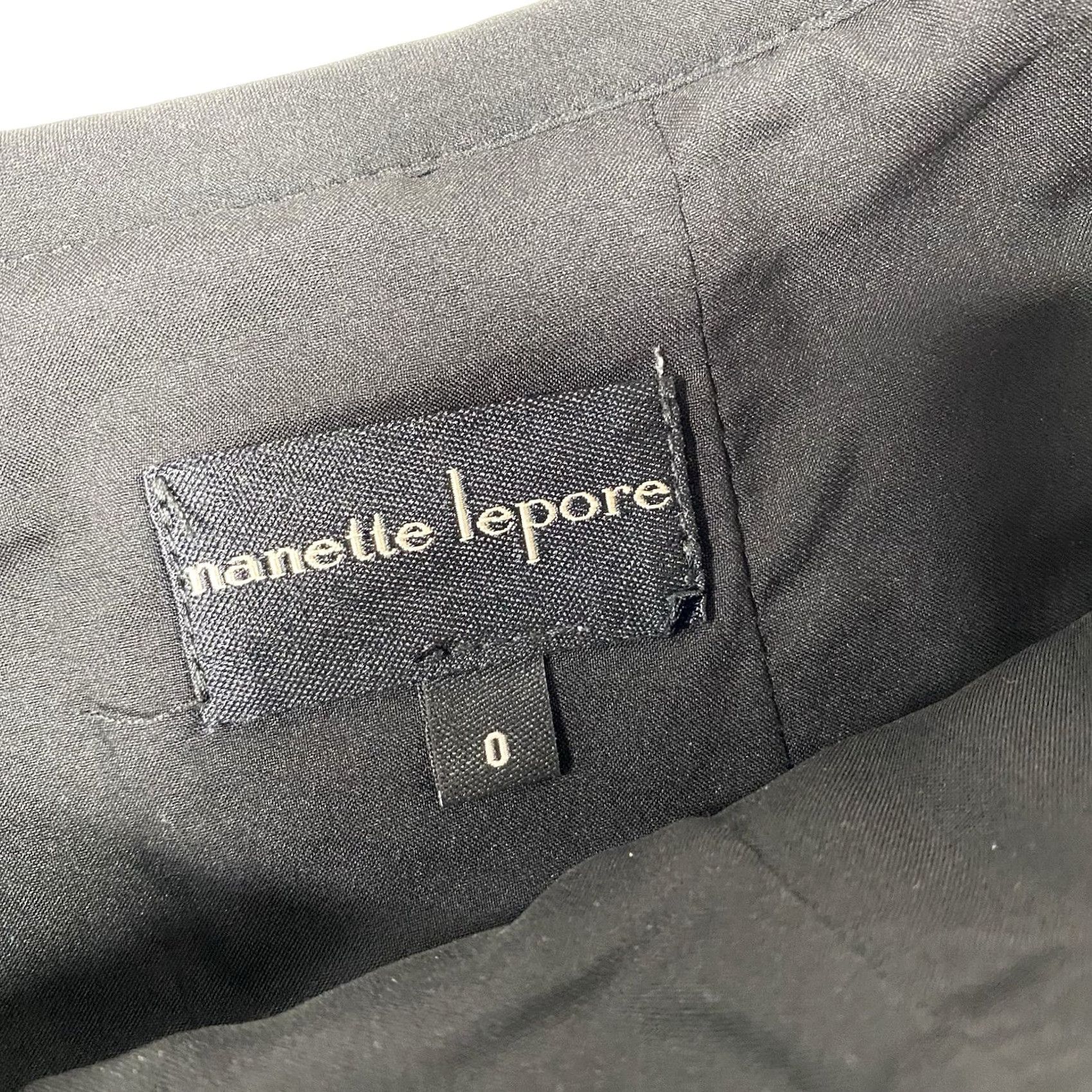 Nanette Lepore Nanette Lepore Skirt Sz 0 Black A-Line Bohemian Crochet Back Zip Lined Chambray Cotton Blend Fully Pre-Owned Size 25" / US 0 / IT 36 - 8 Thumbnail
