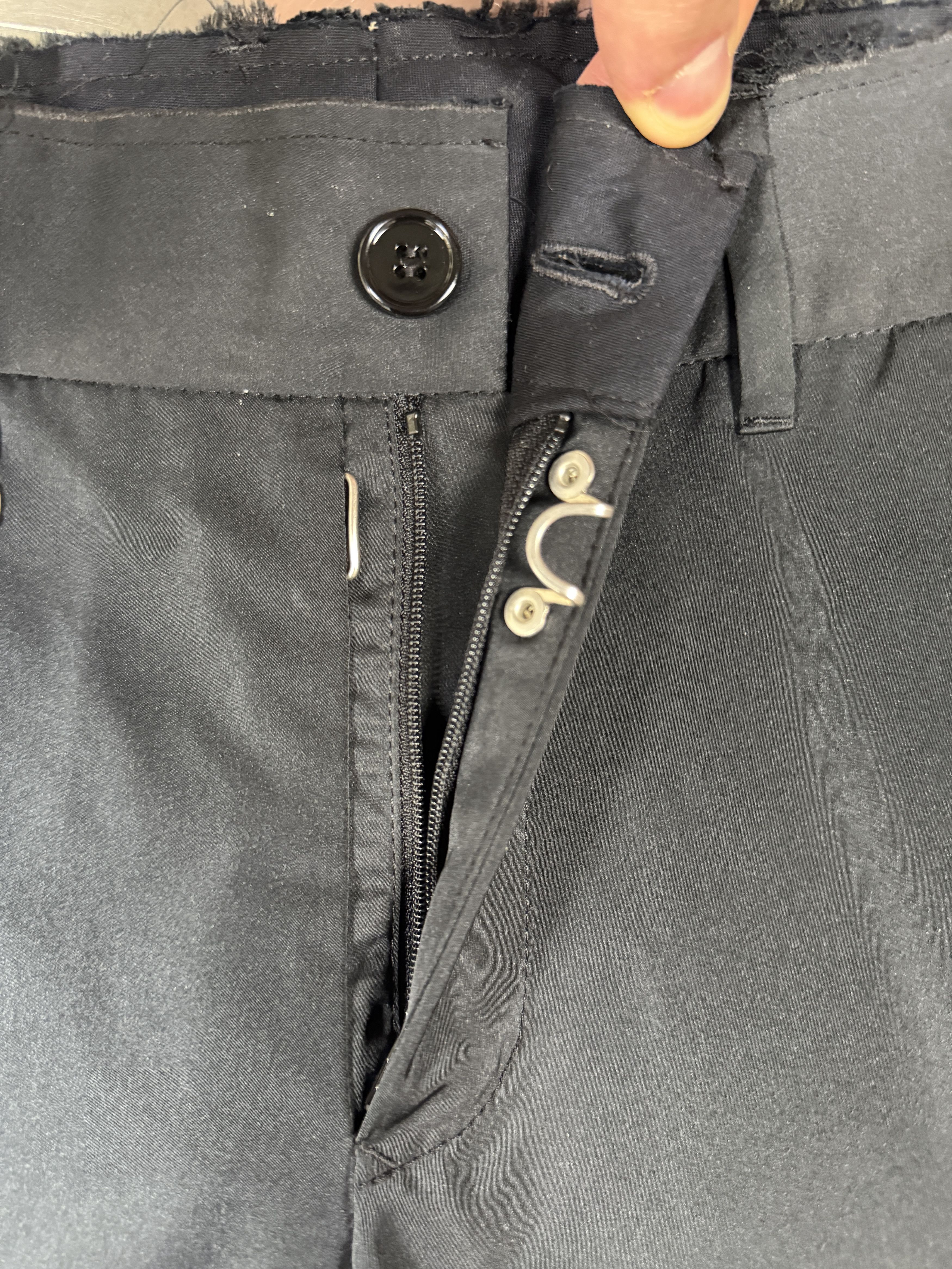 Maison Margiela $575 MM6 Maison Margiela Pleated Trousers Size 25" / US 0 / IT 36 - 7 Thumbnail