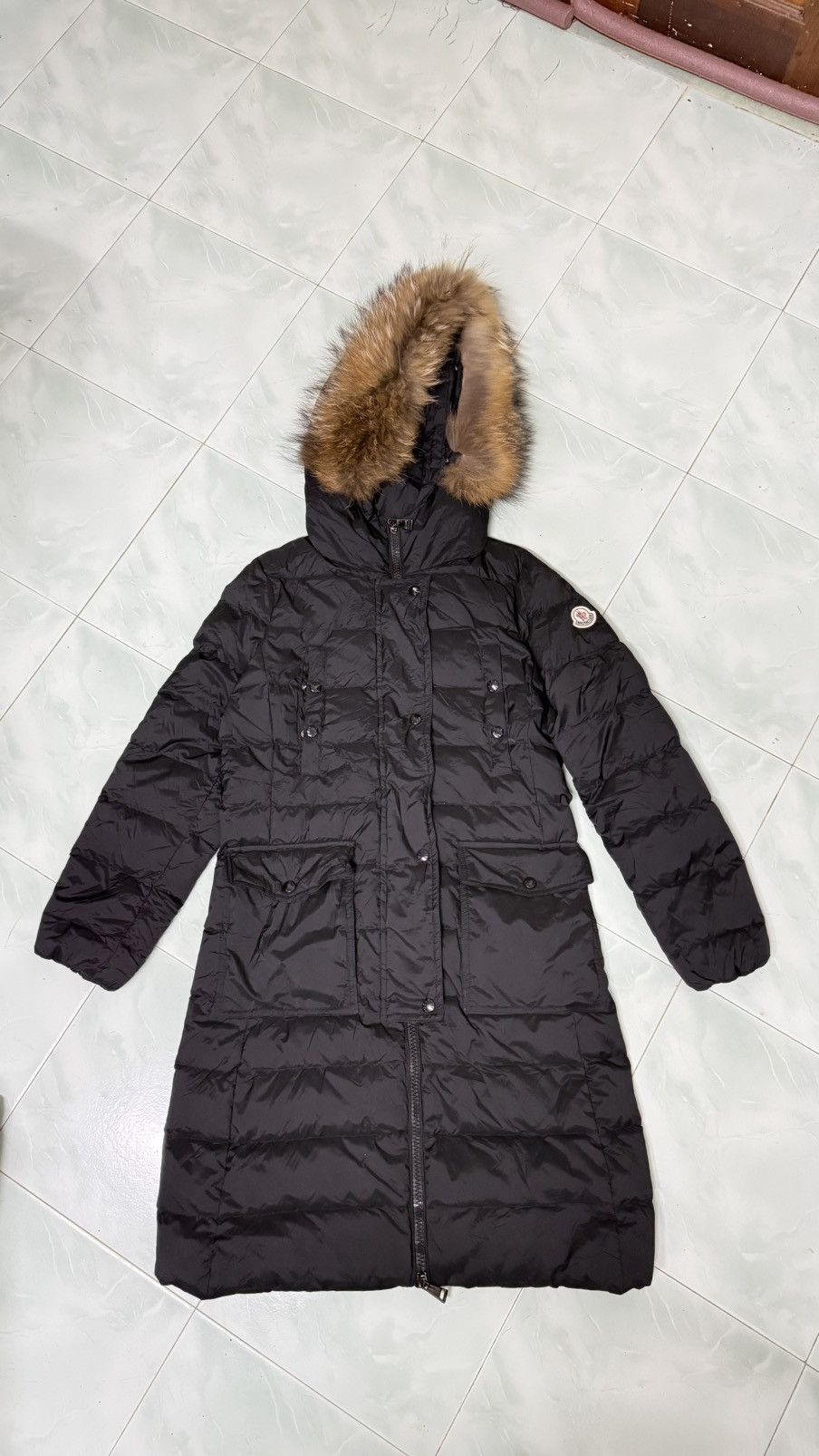 Moncler Moncler Goose Down Jacket Fur Size S / US 4 / IT 40 - 1 Thumbnail