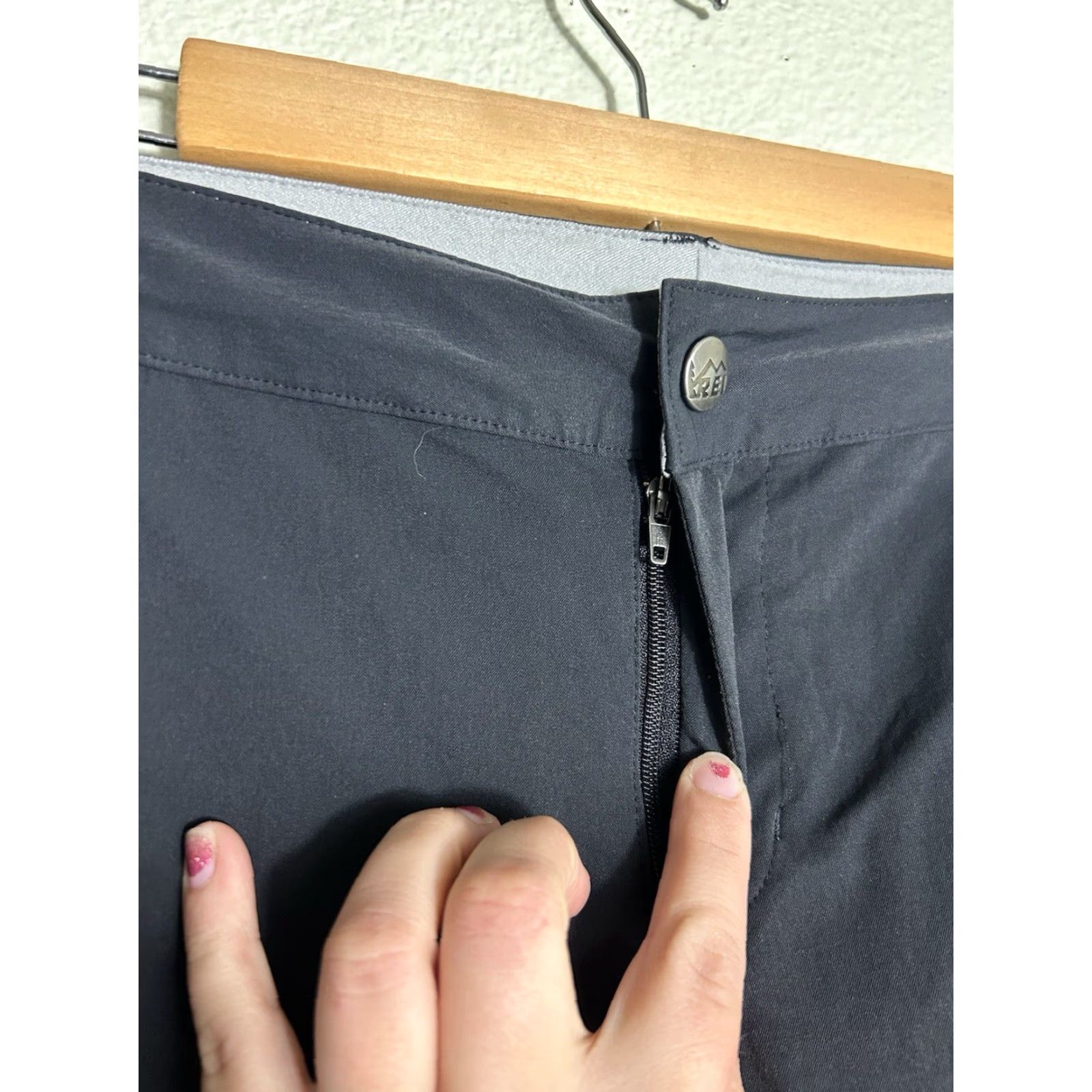 Vintage REI Womens Pants Black Convertible Northway Size 8 Drawstring Windbreaker Regular 34x34 Authentics? Size 30" / US 8 / IT 44 - 7 Thumbnail