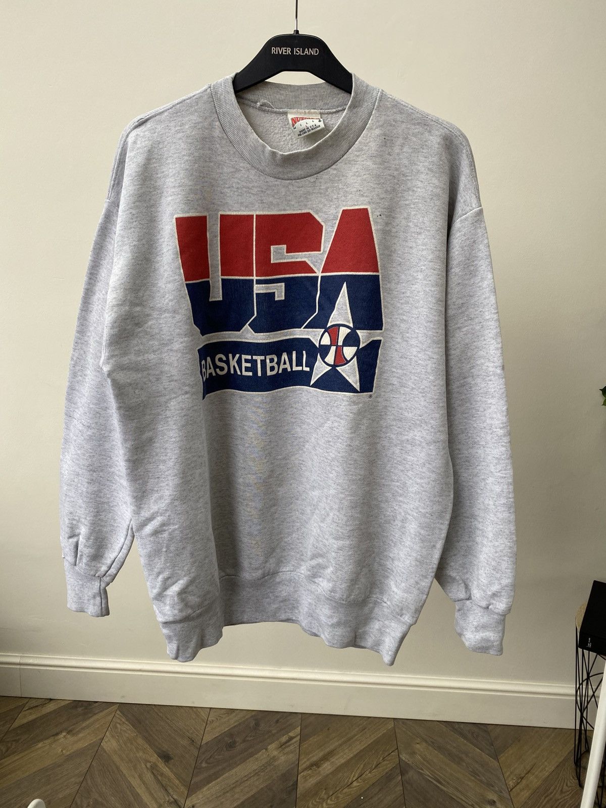 Other Vintage USA Basketball 90s sweatshirt Size US L / EU 52-54 / 3 - 2 Thumbnail