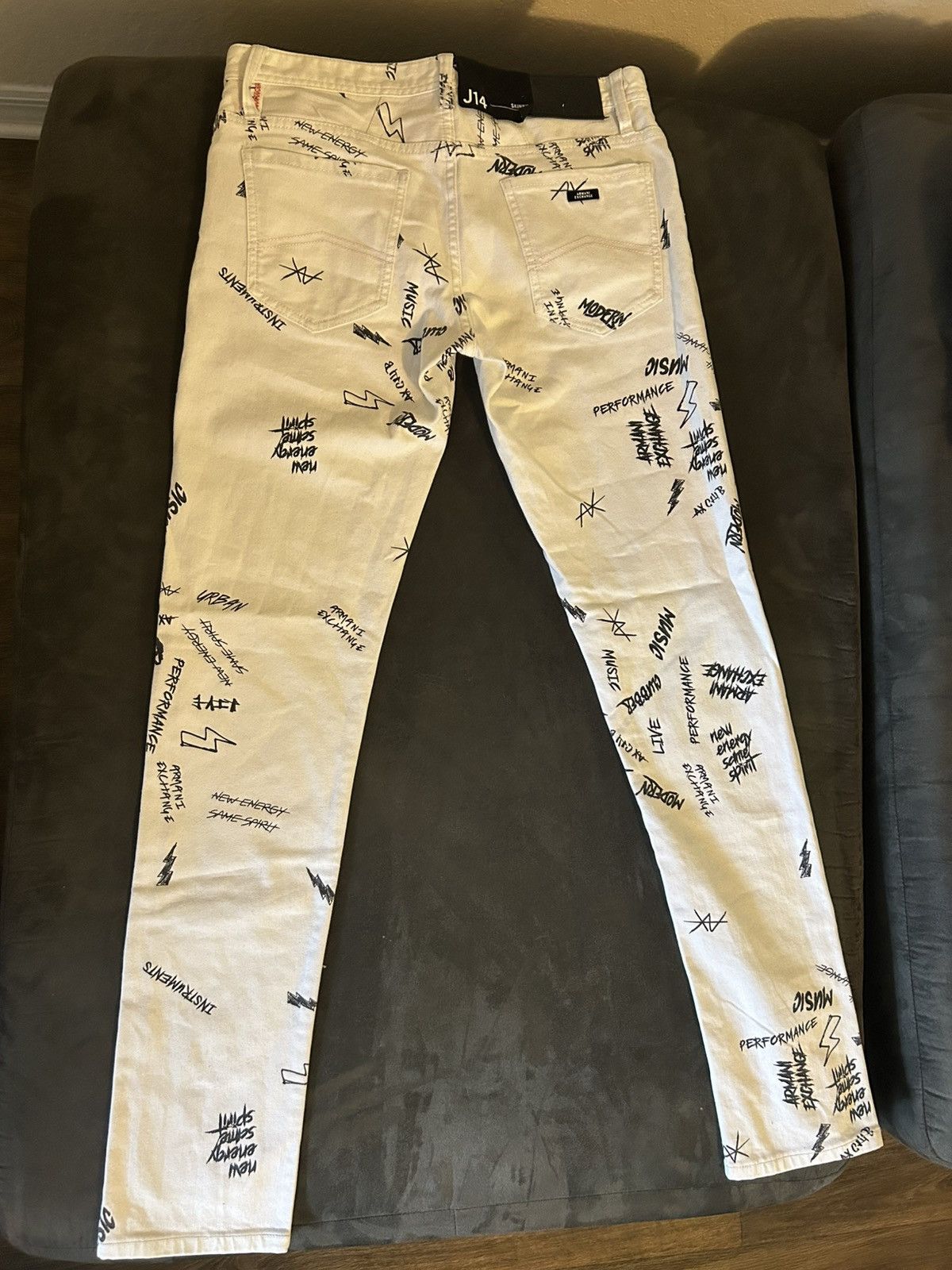 Armani Exchange Armani exchange graphic denim pants Size US 30 / EU 46 - 2 Thumbnail