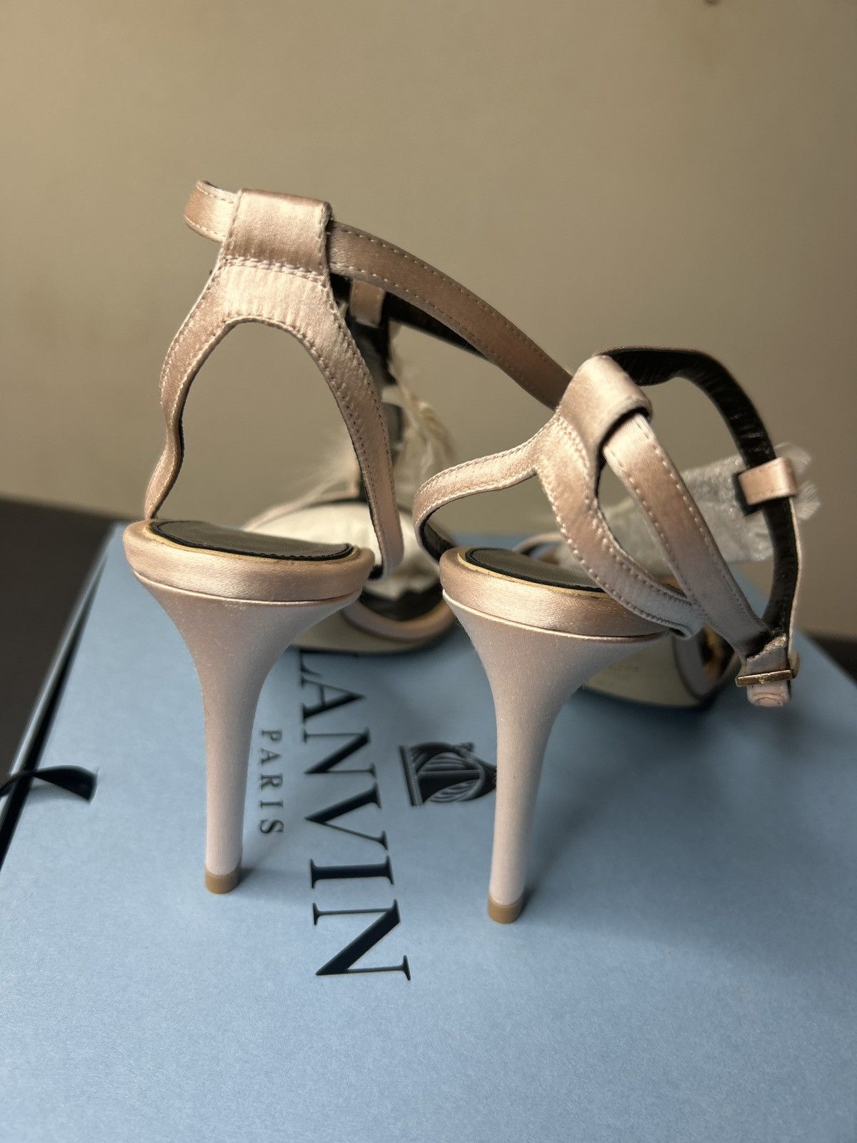 Lanvin Lanvin feather heels Size US 7 / IT 37 - 4 Thumbnail