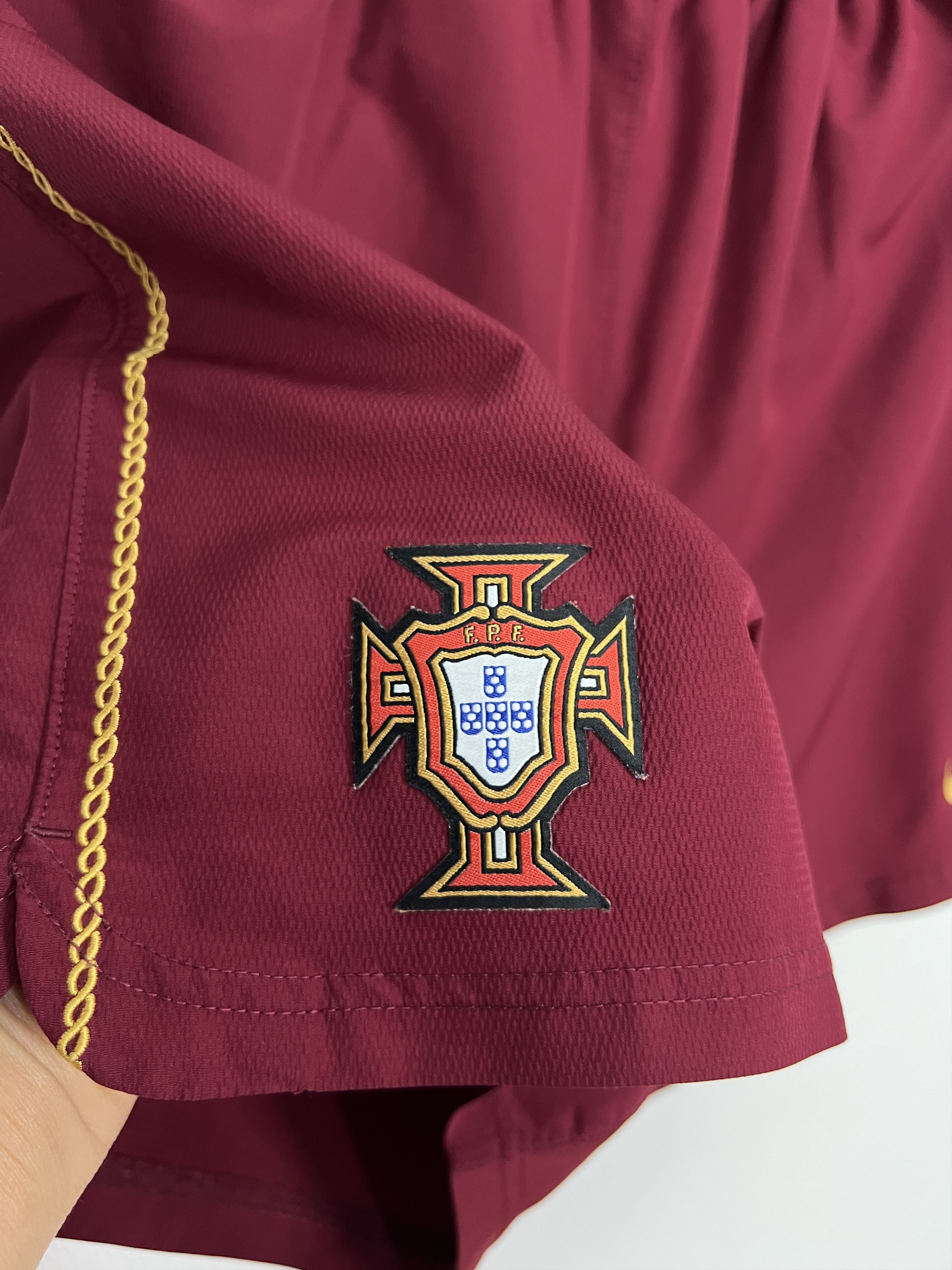 Nike Vintage Portugal Football Shorts Soccer National Team Rare Size US 32 / EU 48 - 4 Thumbnail