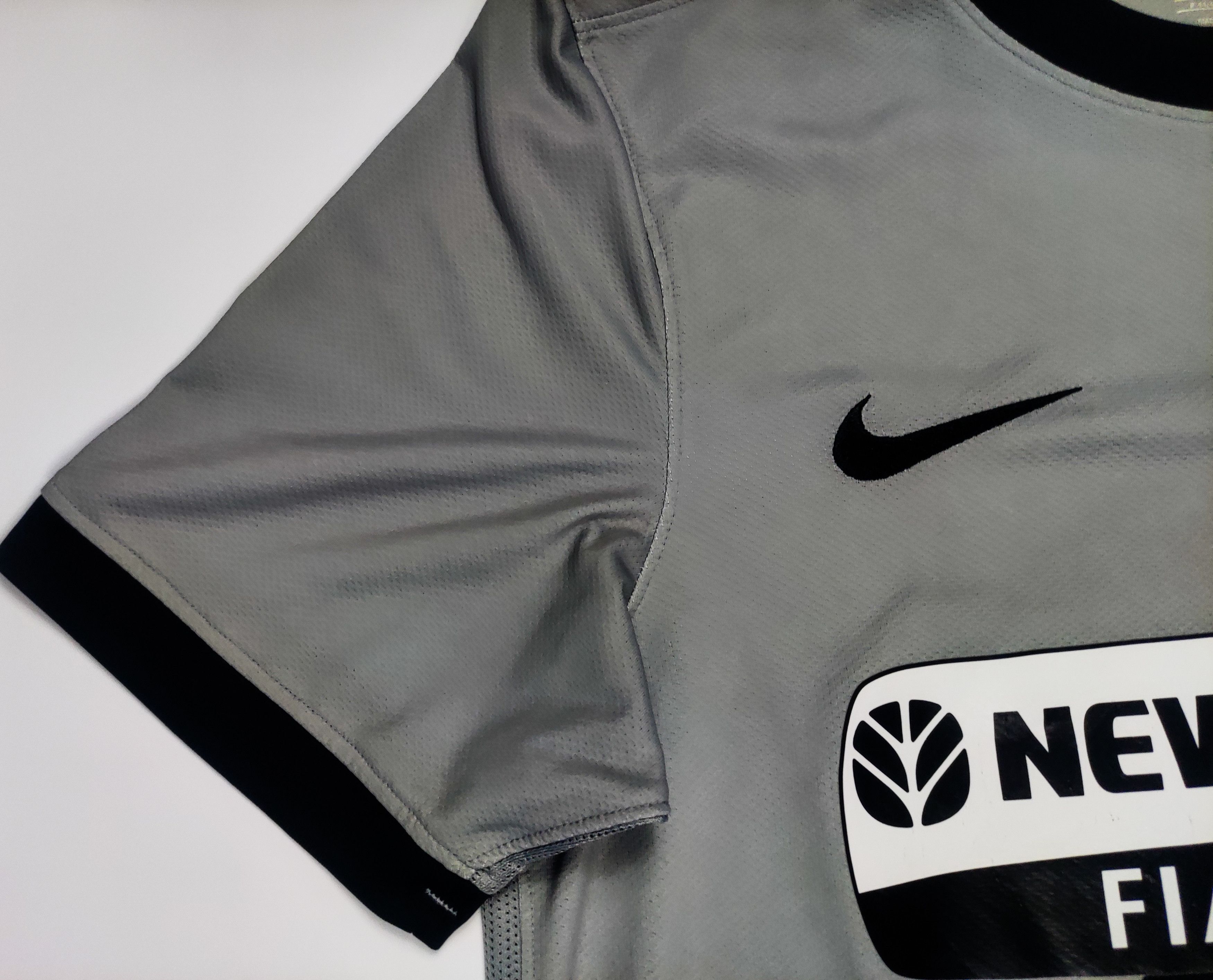 Nike Amauri #11 Juventus FC 2009 2010 Nike Away Shirt Kit Jersey Size US S / EU 44-46 / 1 - 21 Thumbnail