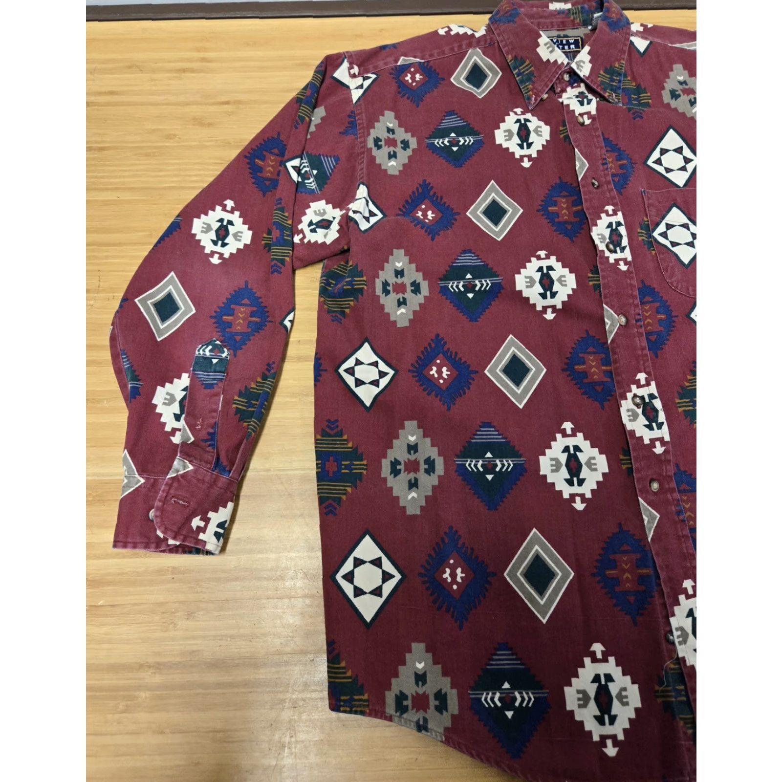 Review VINTAGE Review by Baxter Shirt Mens Large Red Aztec Southwestern Button Up 90s Size US L / EU 52-54 / 3 - 4 Thumbnail