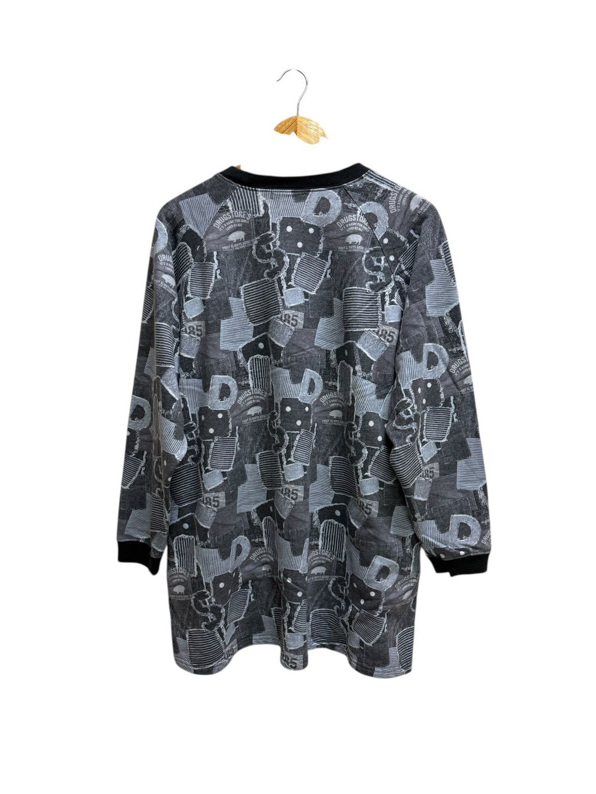 Japanese Brand DRUG STORE ALLOVEPRINT POCKET SWEATSHIRT Size US XL / EU 56 / 4 - 2 Thumbnail
