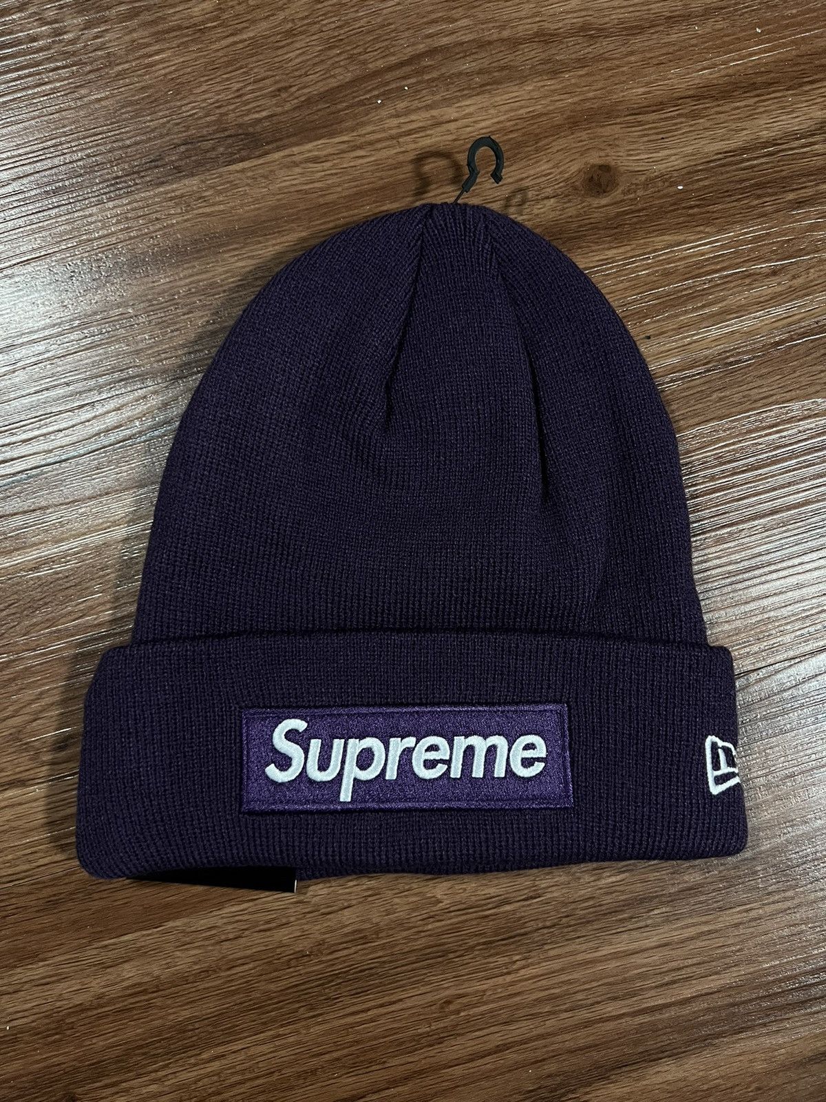 Hypebeast Supreme Box Logo Beanie Size ONE SIZE - 1 Thumbnail