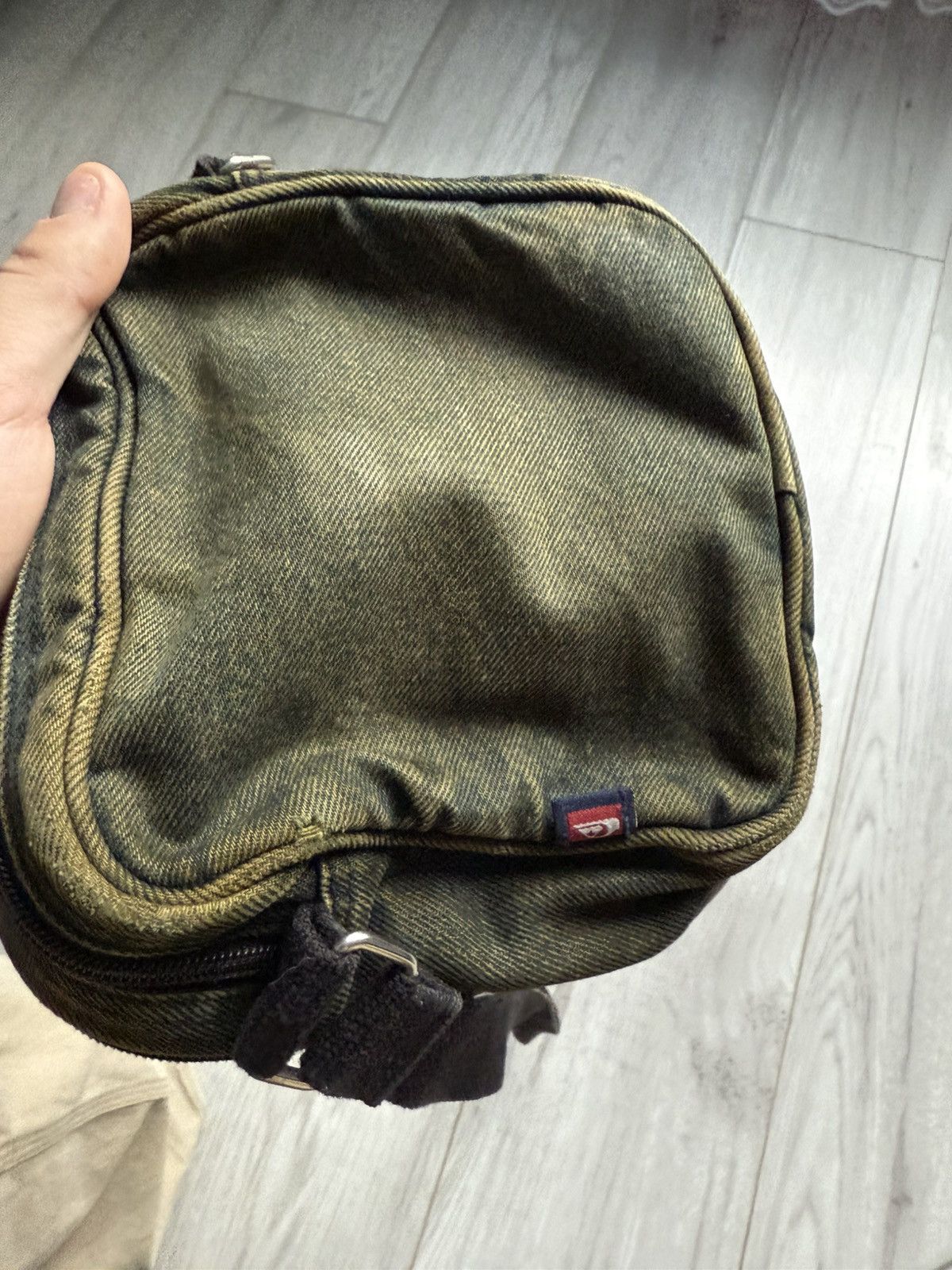 Quiksilver × Vintage Vintage Quiksilver Bag surf style Size ONE SIZE - 4 Thumbnail