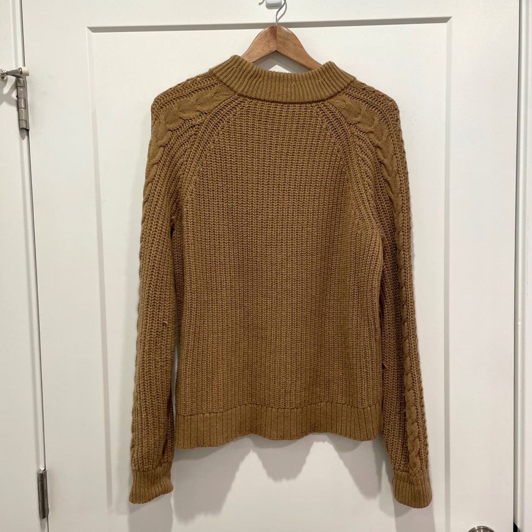 J.Crew J.CREW Women L Brown Cable Knit Lambs Wool Blend Mock Neck Pullover Sweater Size L / US 10 / IT 46 - 3 Thumbnail