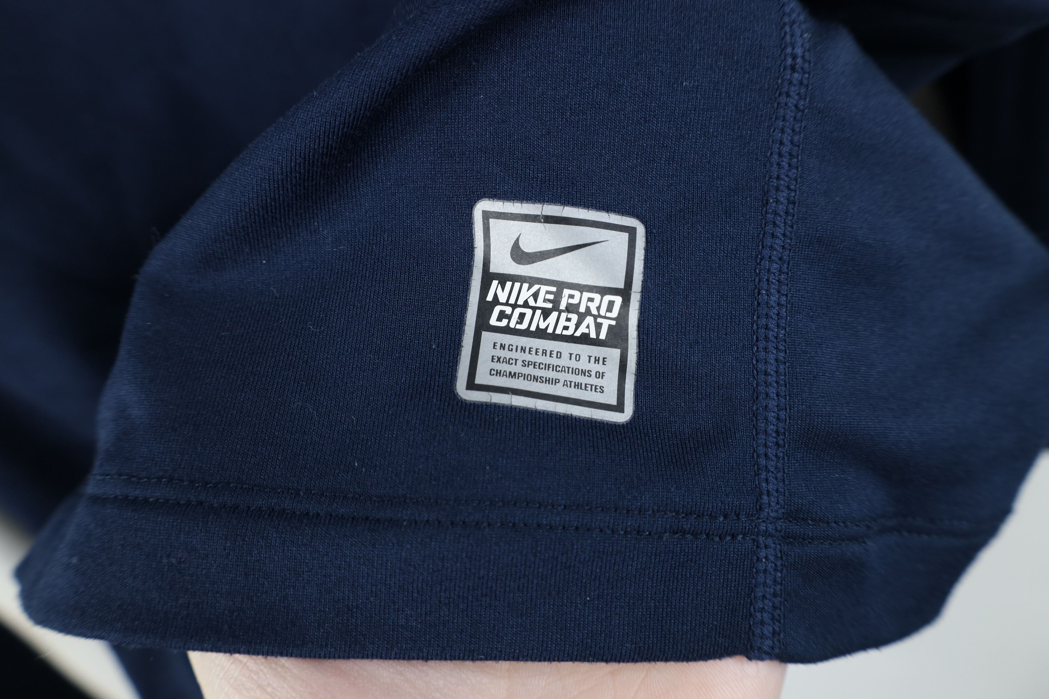 Nike Nike Pro Combat Lined Compression Mock Neck Training T-Shirt Size US L / EU 52-54 / 3 - 9 Thumbnail