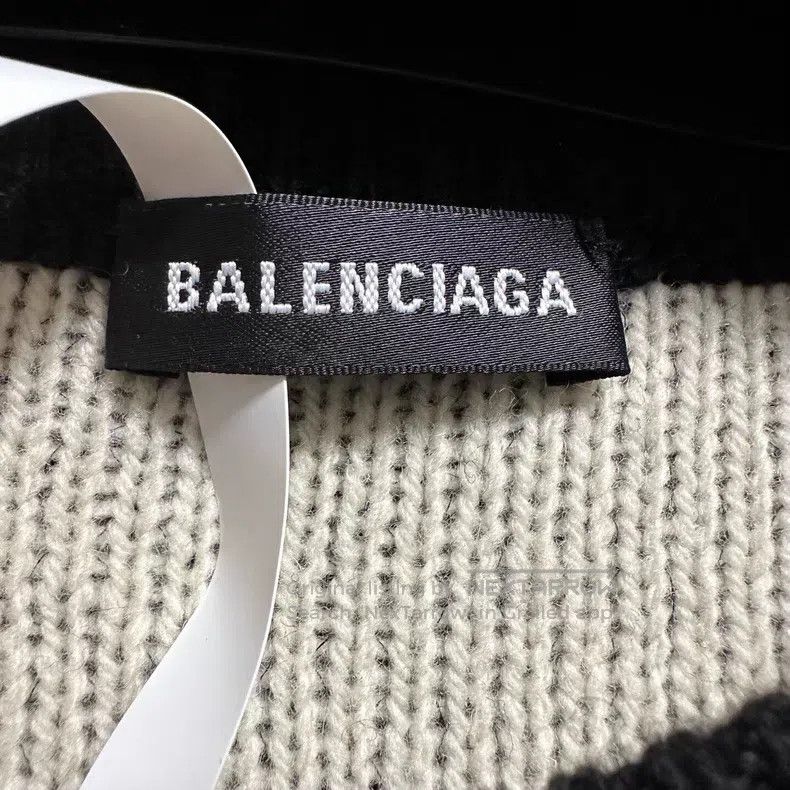 Balenciaga Balenciaga Black Full Print Sweater Size US S / EU 44-46 / 1 - 3 Thumbnail